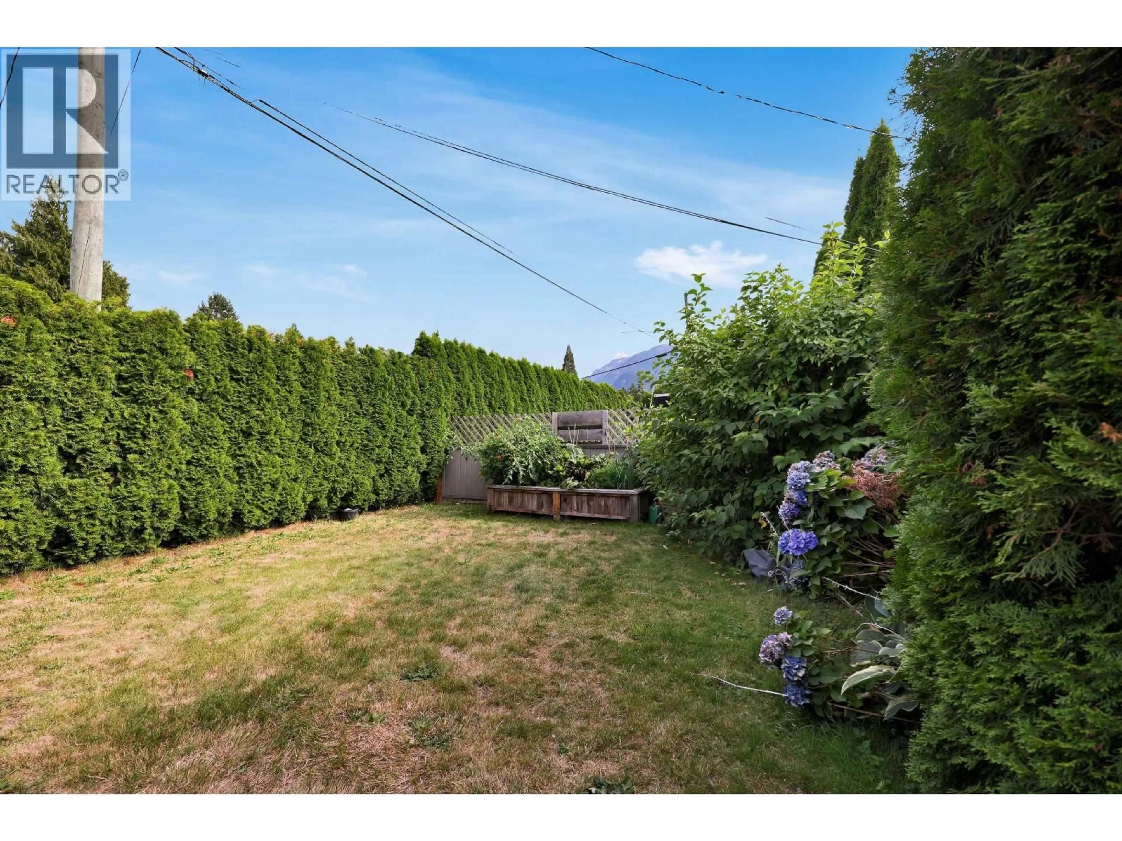 Patio, unknown for 40317 DIAMOND HEAD ROAD, Squamish British Columbia V0N3G0