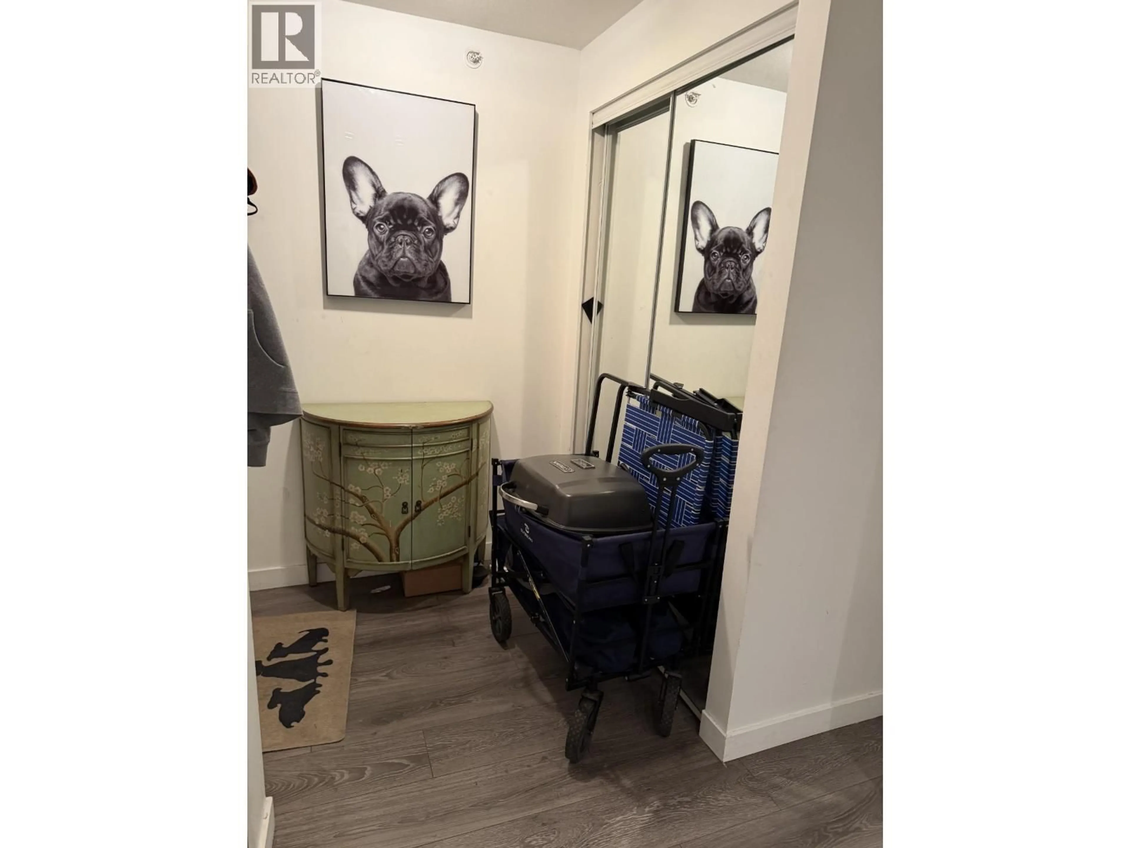 A pic of a room for 305 - 888 PACIFIC AVENUE, Vancouver British Columbia V6Z2S6