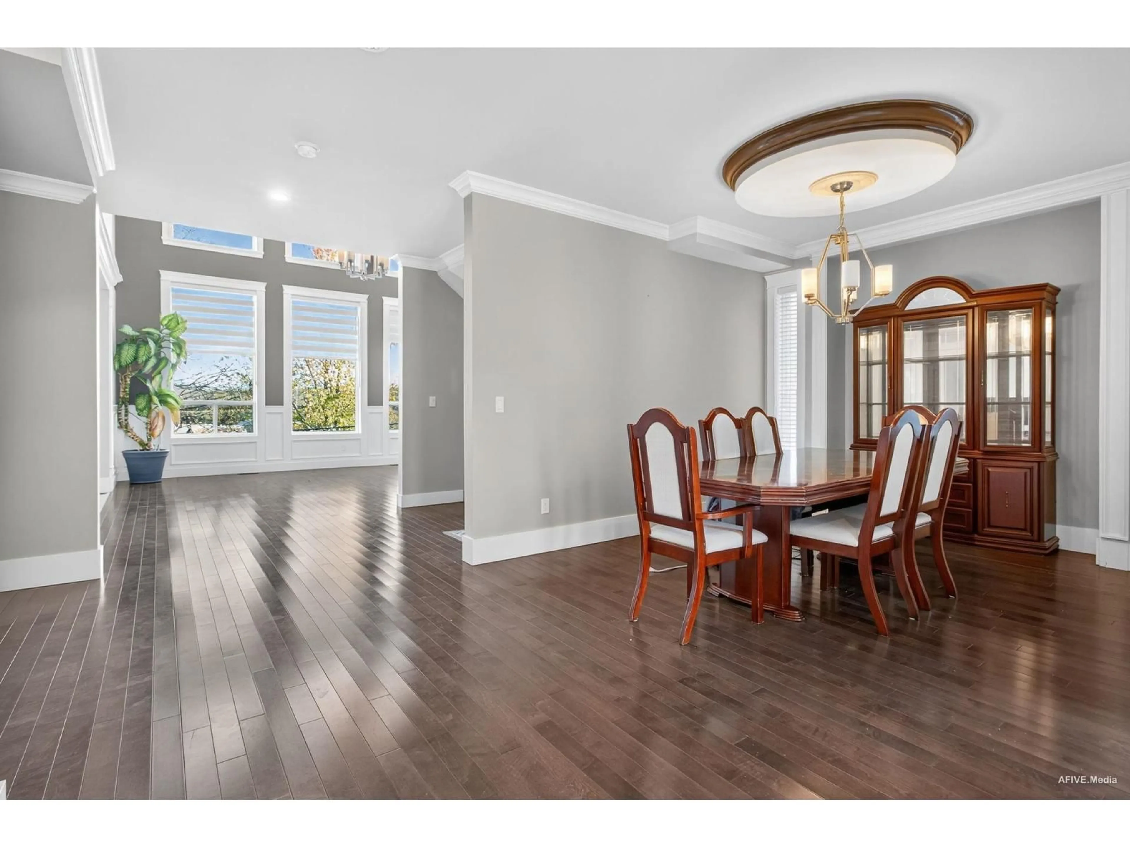 Dining room, wood/laminate floor for 2112 MERLOT, Abbotsford British Columbia V4X0A6