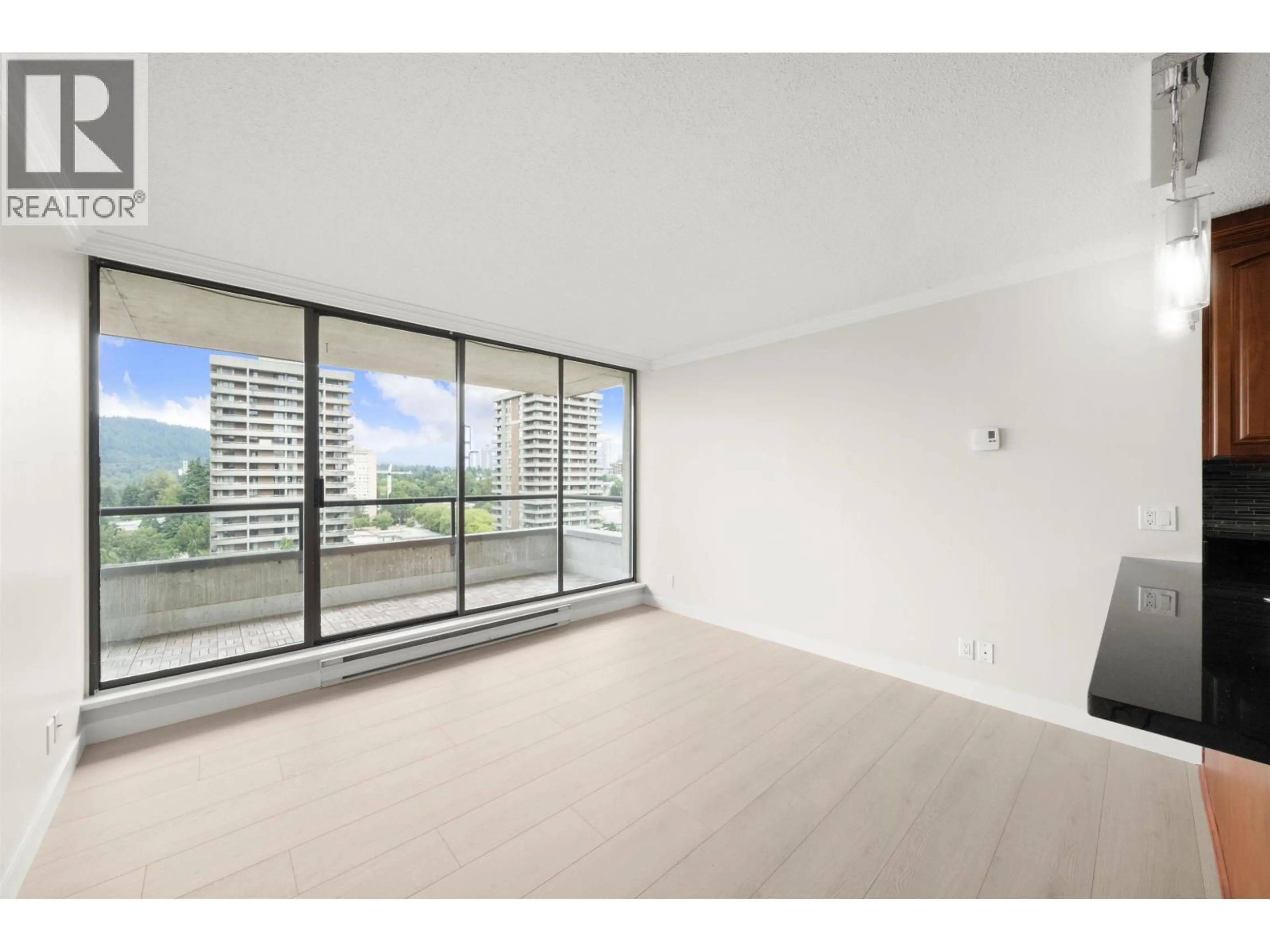 A pic of a room for 1807 - 3970 CARRIGAN CRESCENT, Burnaby British Columbia V3N4S5