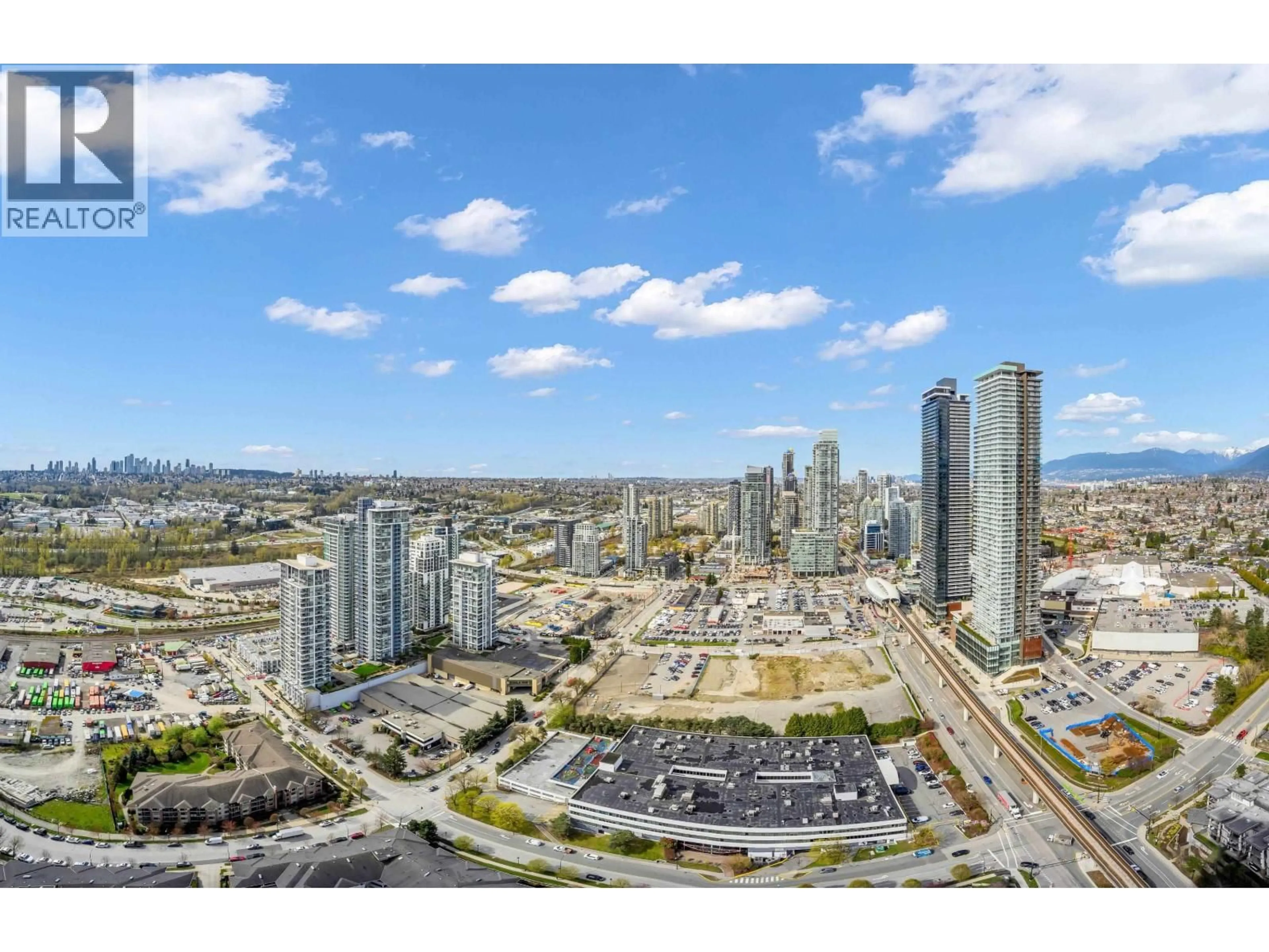 A pic from outside/outdoor area/front of a property/back of a property/a pic from drone, city buildings view from balcony for 4202 - 4720 LOUGHEED HIGHWAY, Burnaby British Columbia V5C0M8