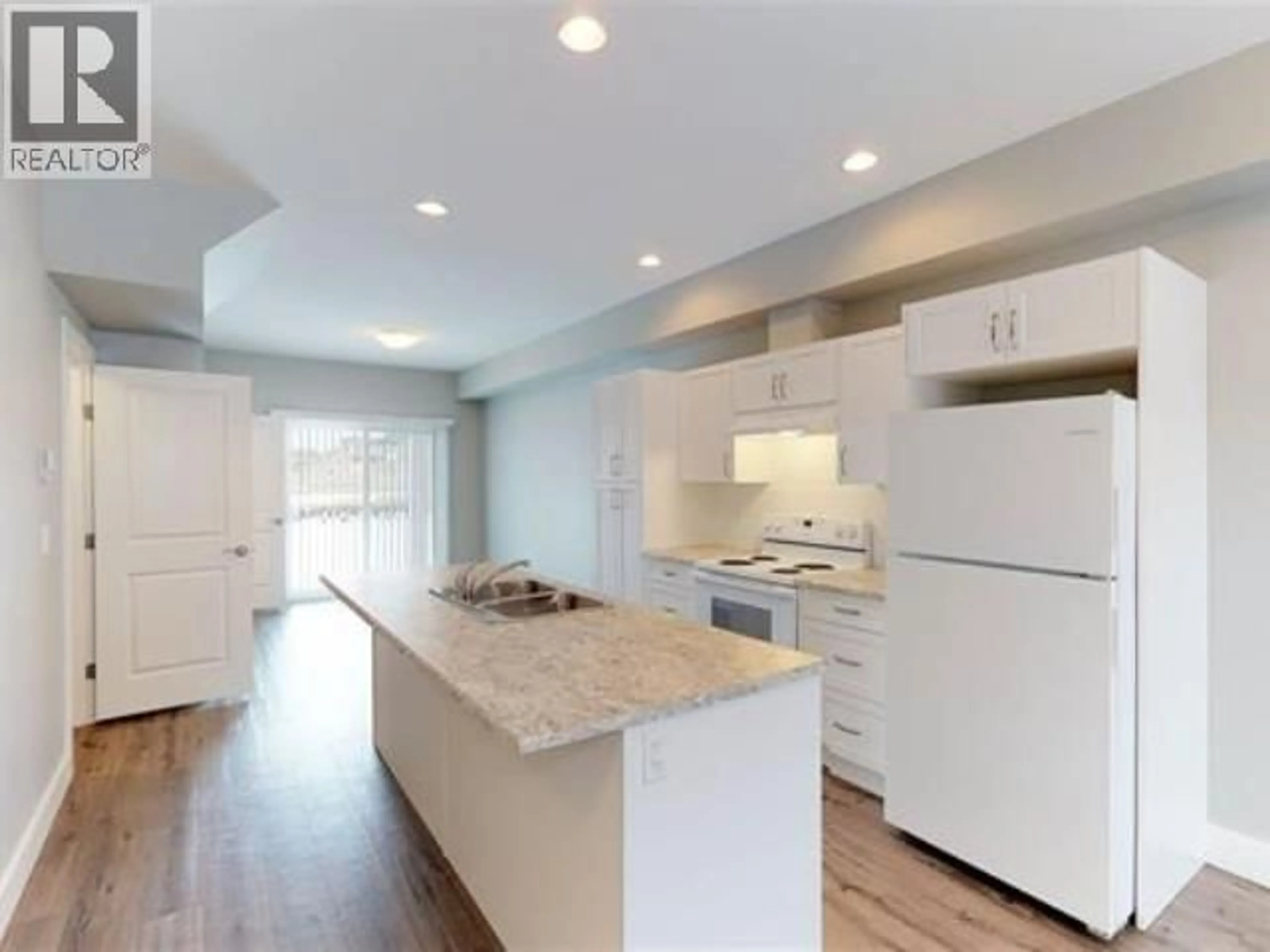Open concept kitchen, unknown for 132 - 10904 102 AVENUE, Fort St. John British Columbia V1J0M3
