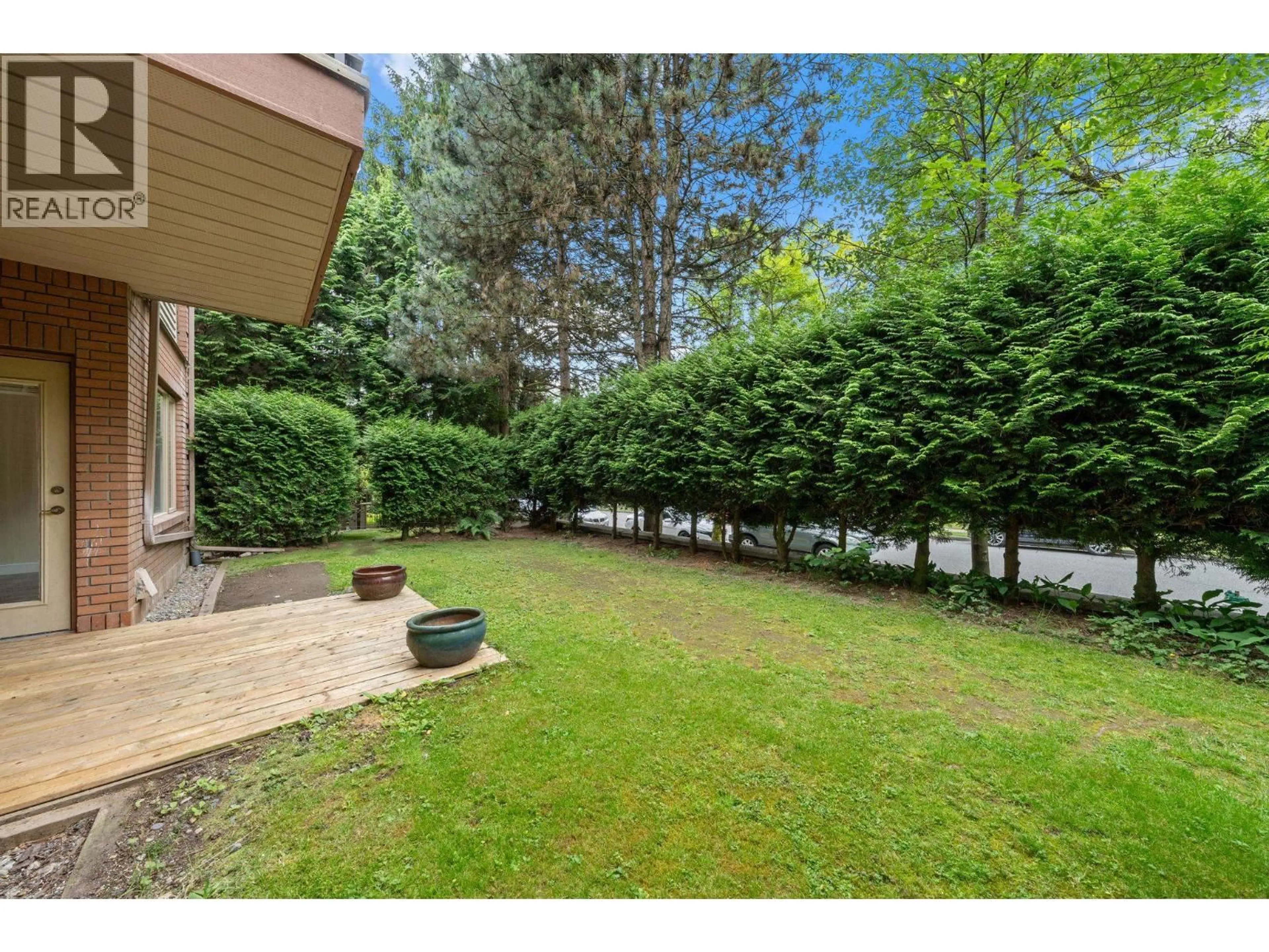 Patio, forest/trees view for 105 - 6688 BURLINGTON AVENUE, Burnaby British Columbia V5H3M9