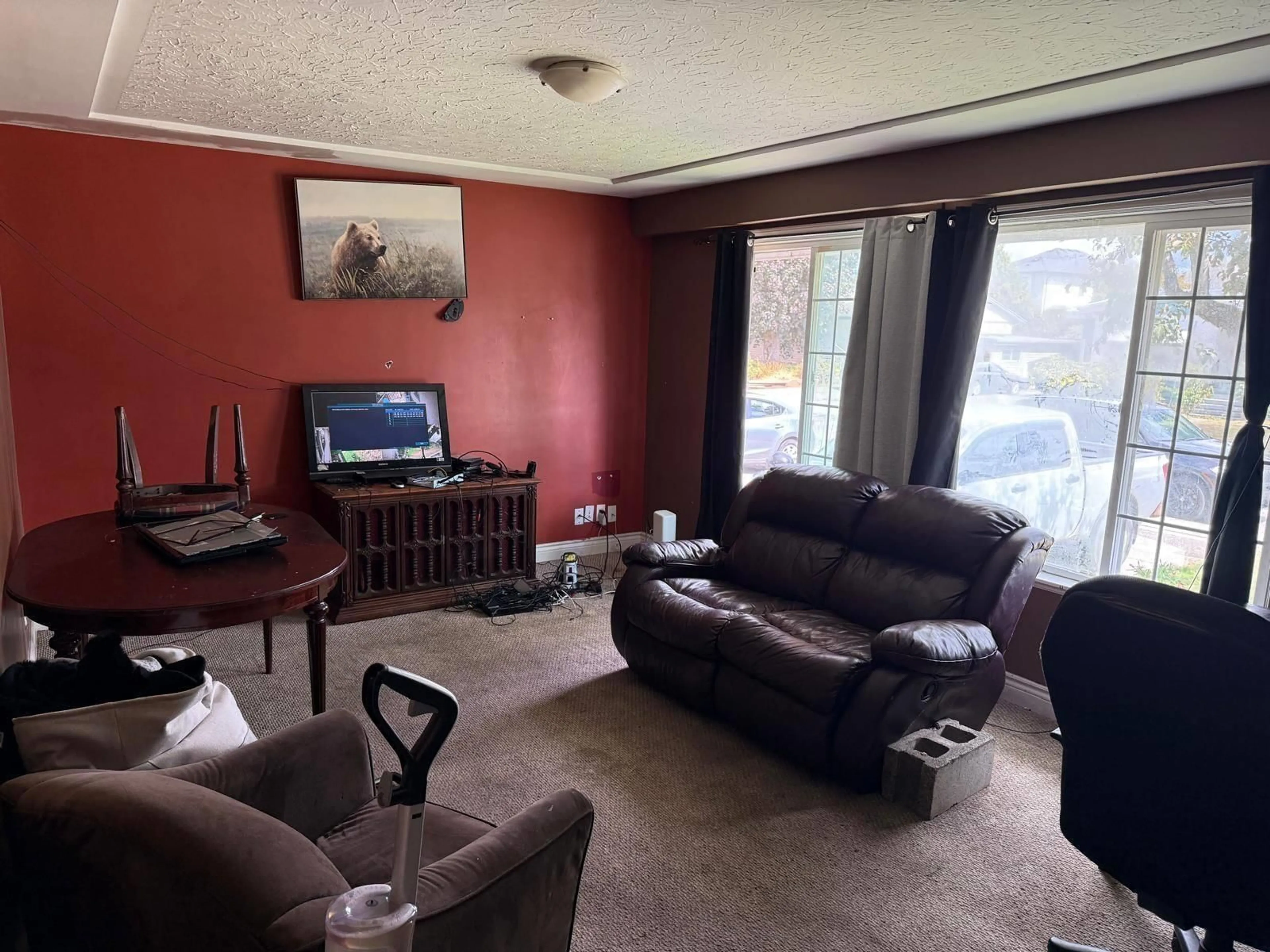 Living room with furniture, unknown for 2797 PRINCESS, Abbotsford British Columbia V2T2S7