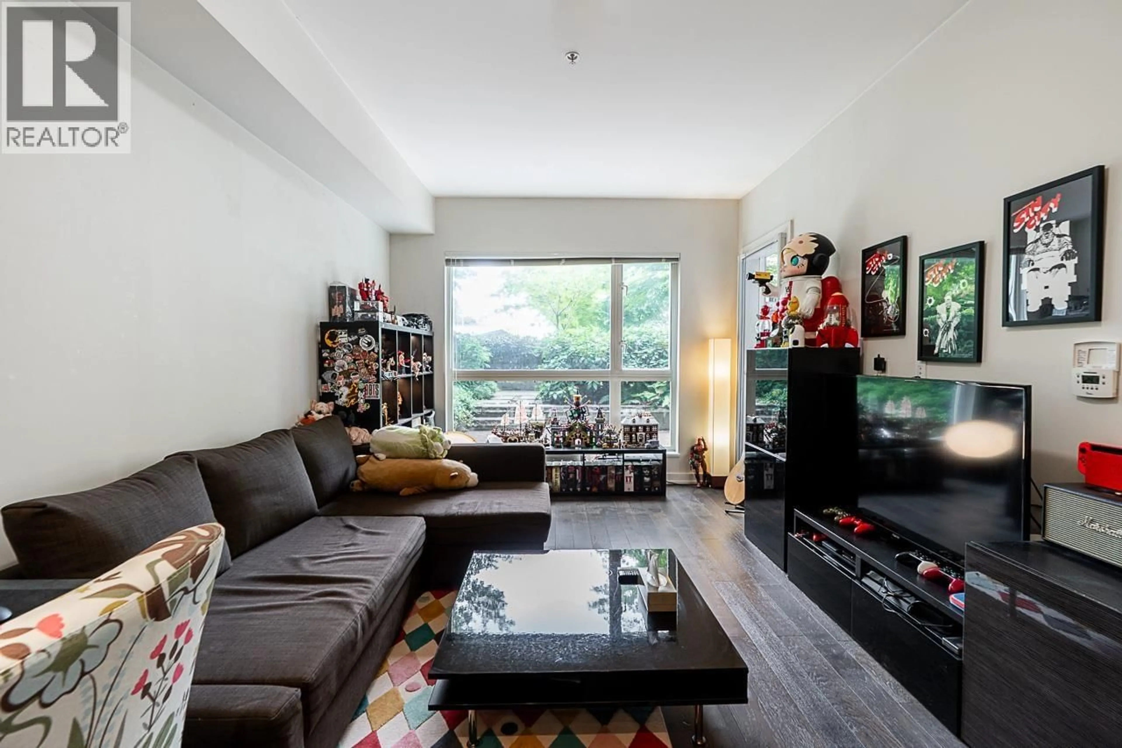 Living room with furniture, unknown for 137 - 5311 CEDARBRIDGE WAY, Richmond British Columbia V6X0M3