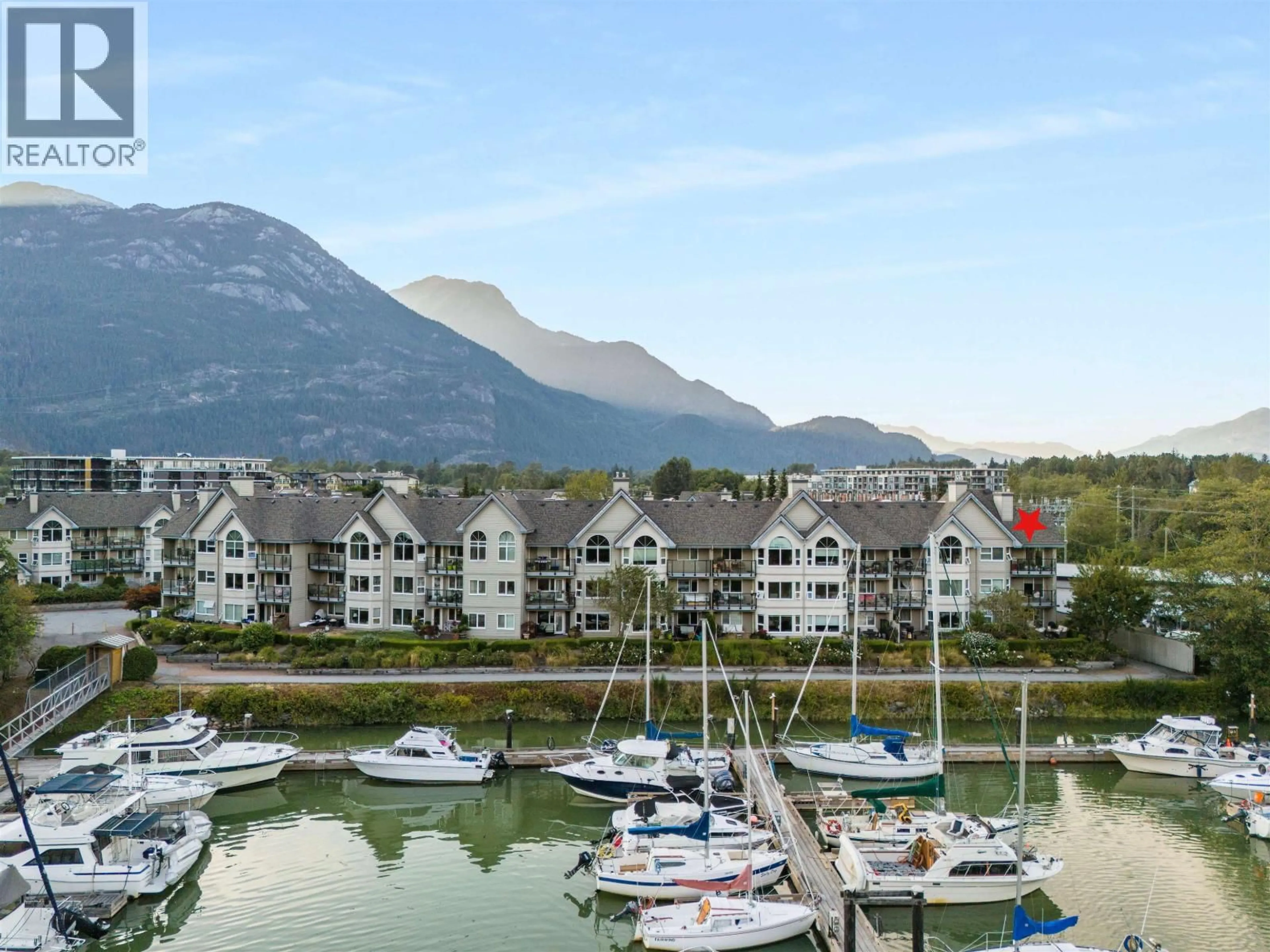 Blurry image for 301 - 1468 PEMBERTON AVENUE, Squamish British Columbia V8B0K2