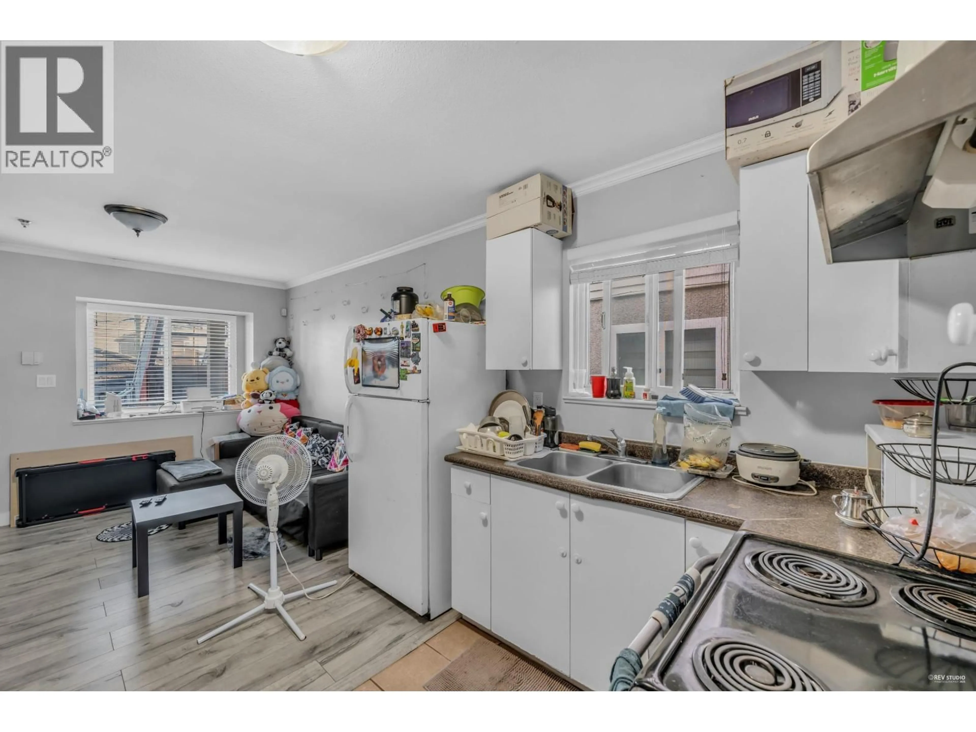 Unknown for 180 62ND AVENUE, Vancouver British Columbia V5X2E6