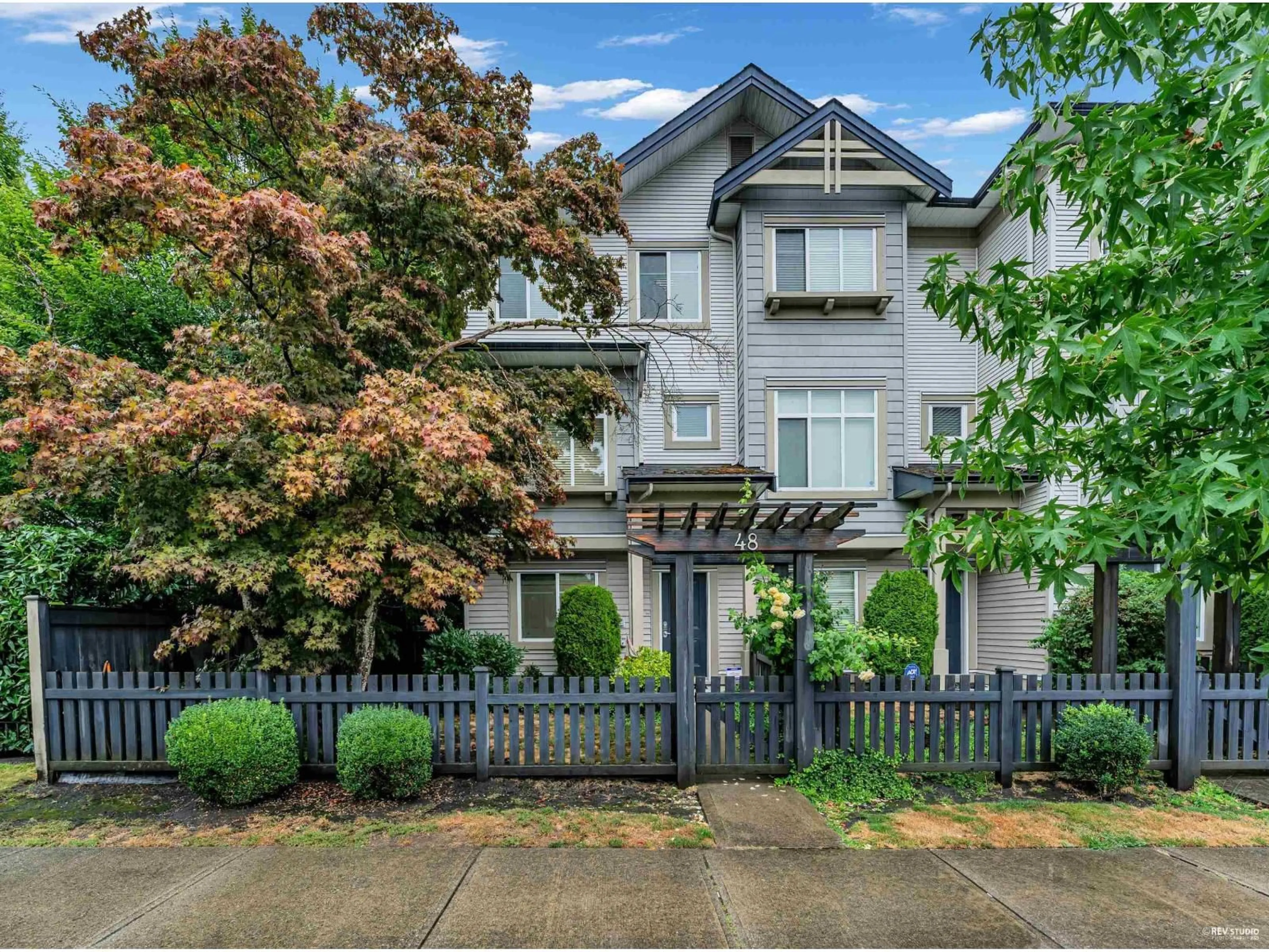 Home with vinyl exterior material, street for 48 - 8418 163, Surrey British Columbia V4N6K8