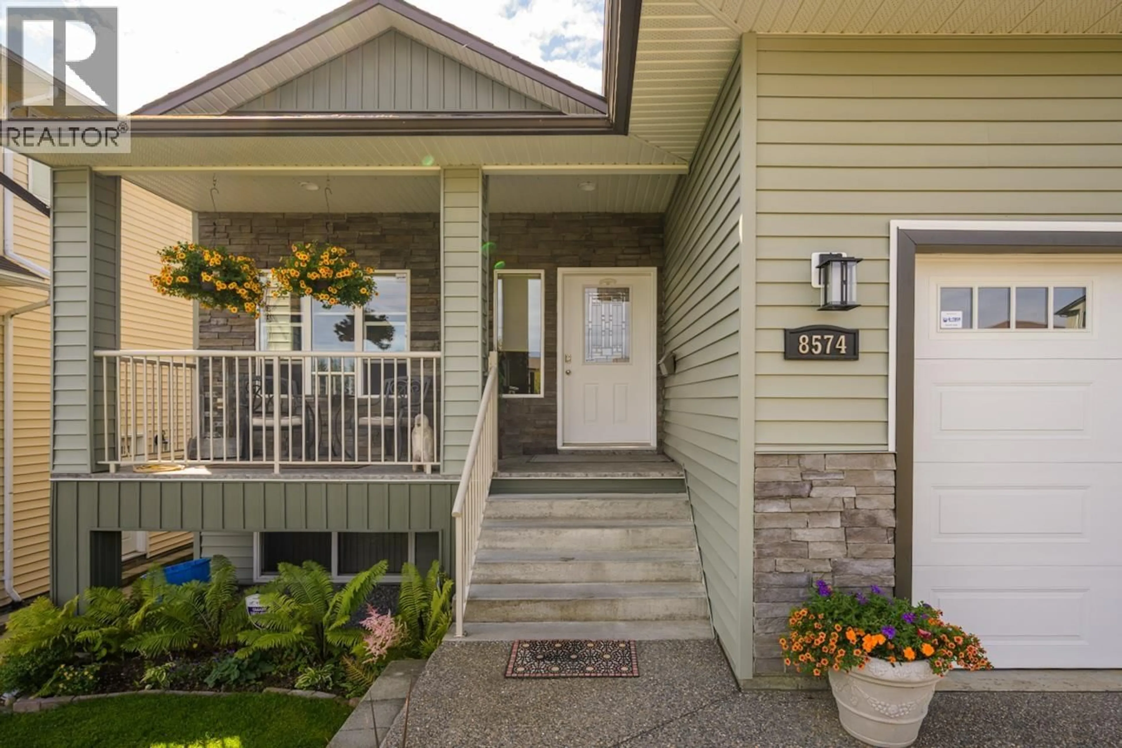 Unknown for 8574 ST LAWRENCE AVENUE, Prince George British Columbia V2N0B6
