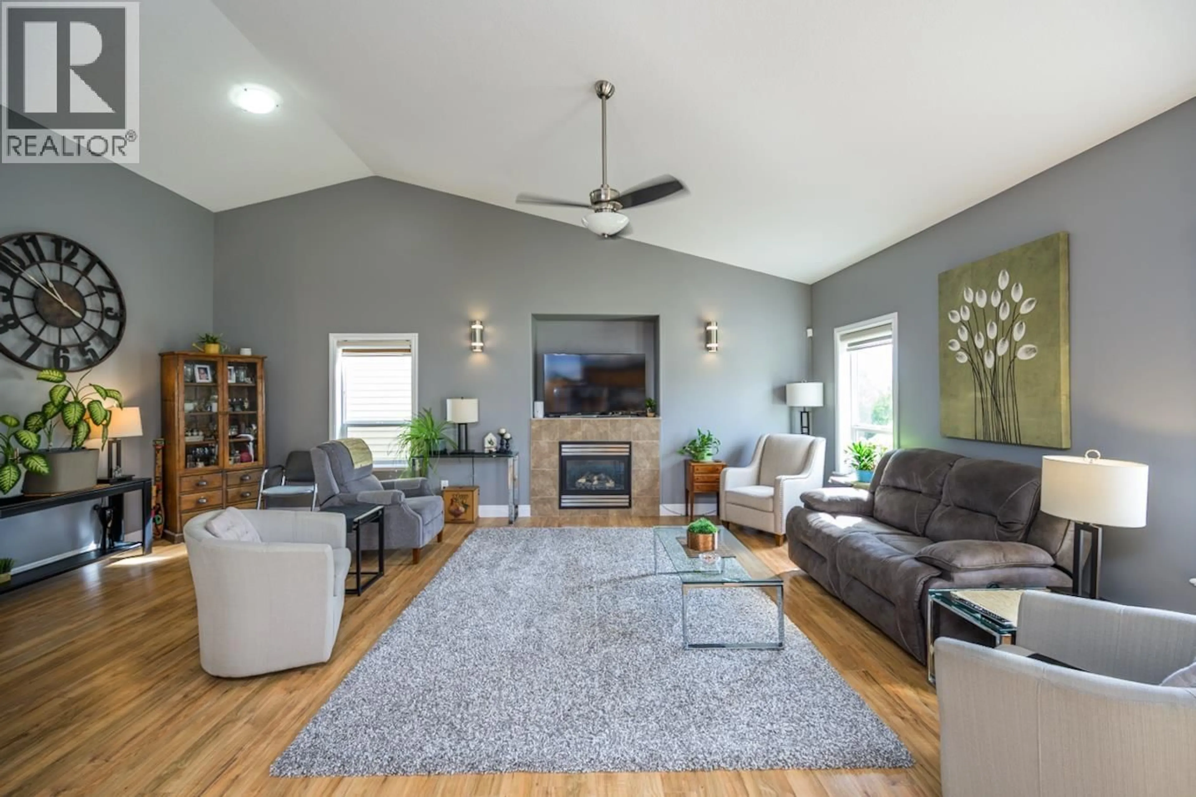 Living room with furniture, unknown for 8574 ST LAWRENCE AVENUE, Prince George British Columbia V2N0B6