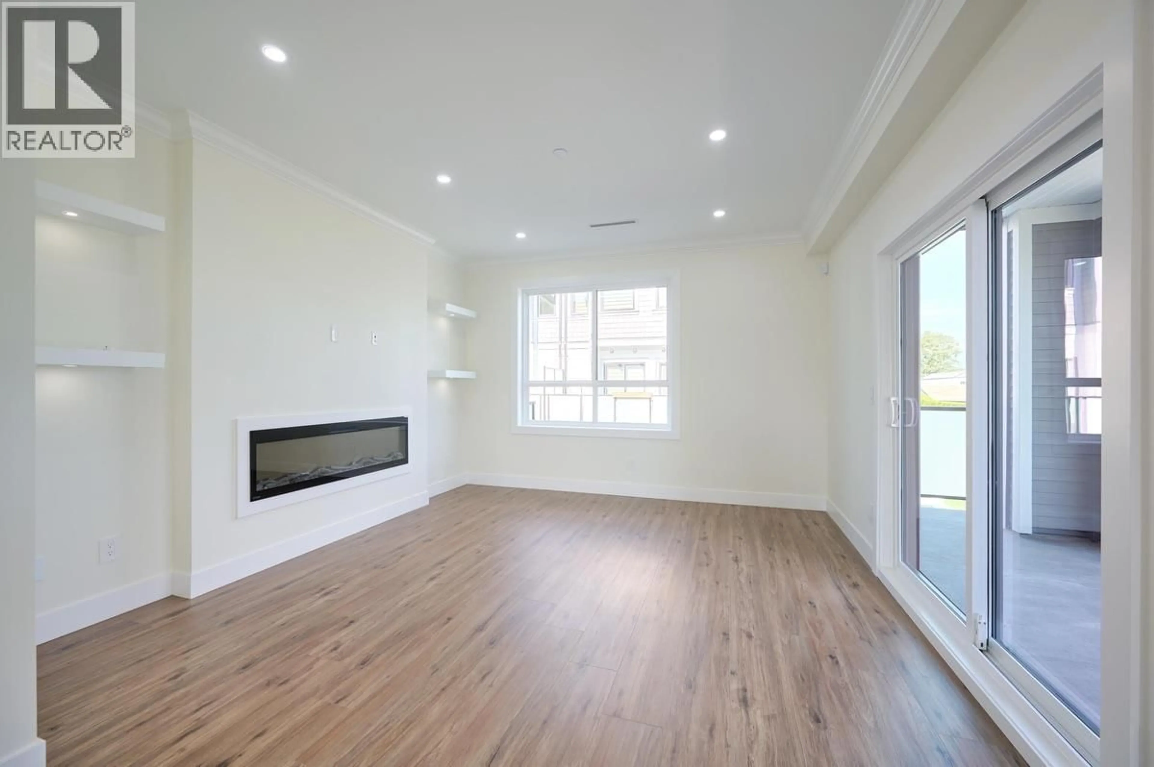 A pic of a room for 25 - 1115 ROMA AVENUE, New Westminster British Columbia V3M6S1