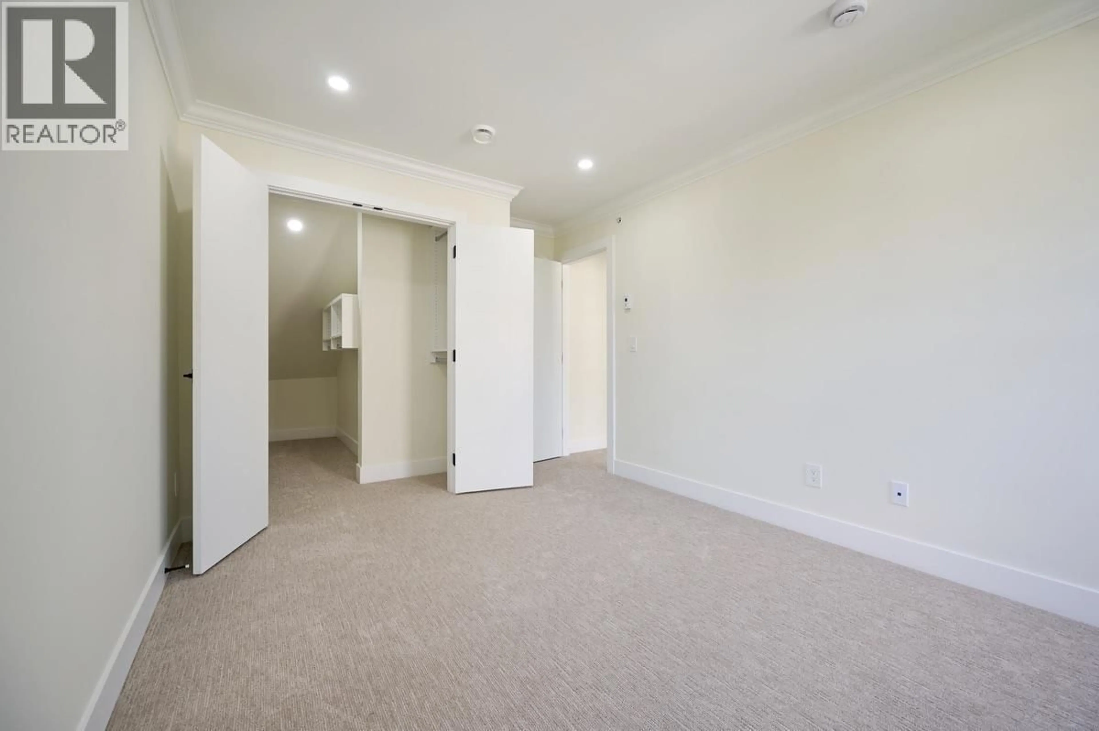 A pic of a room for 25 - 1115 ROMA AVENUE, New Westminster British Columbia V3M6S1
