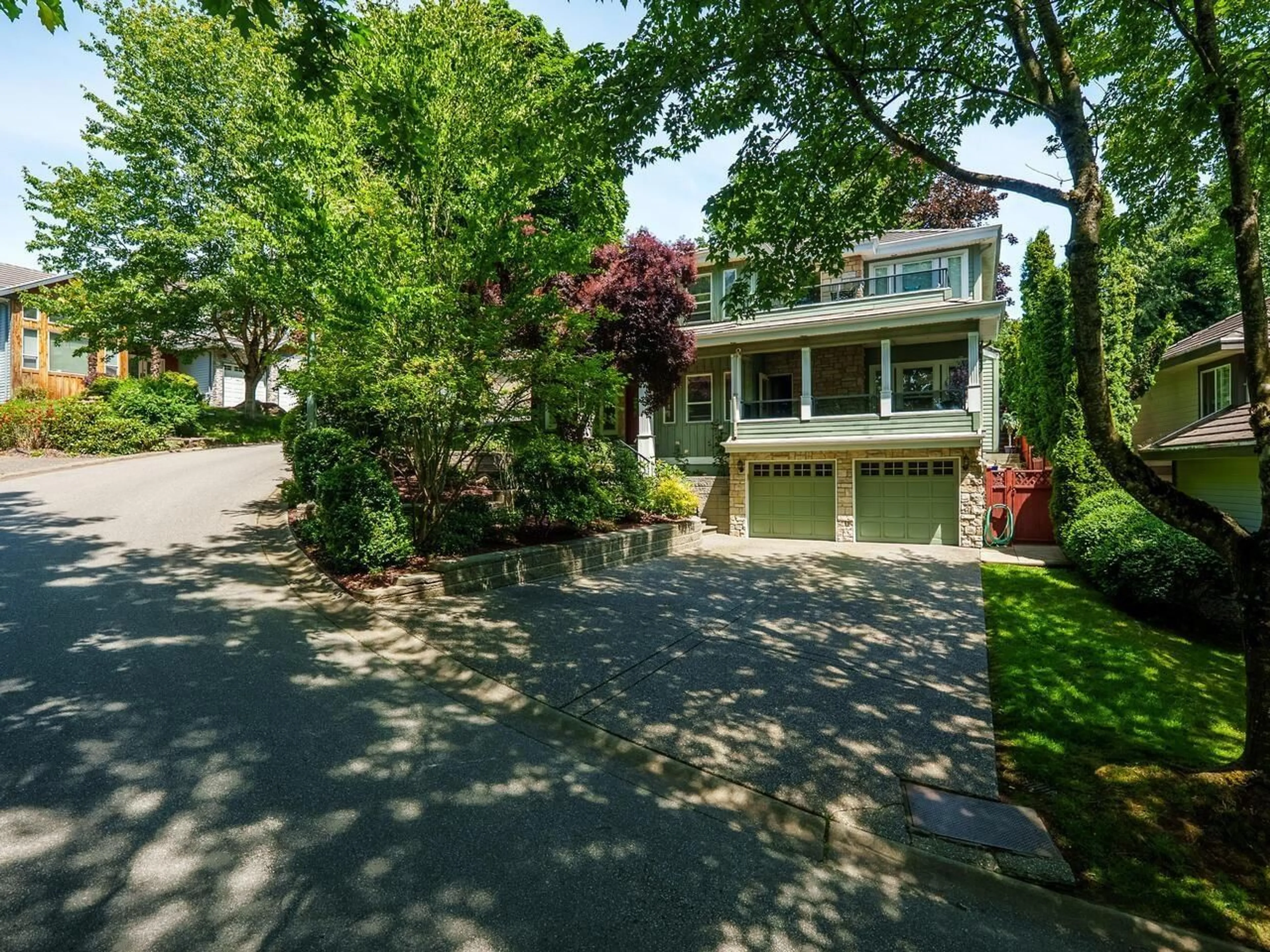 A pic from outside/outdoor area/front of a property/back of a property/a pic from drone, street for 10419 WILTSHIRE, Delta British Columbia V4C8G6