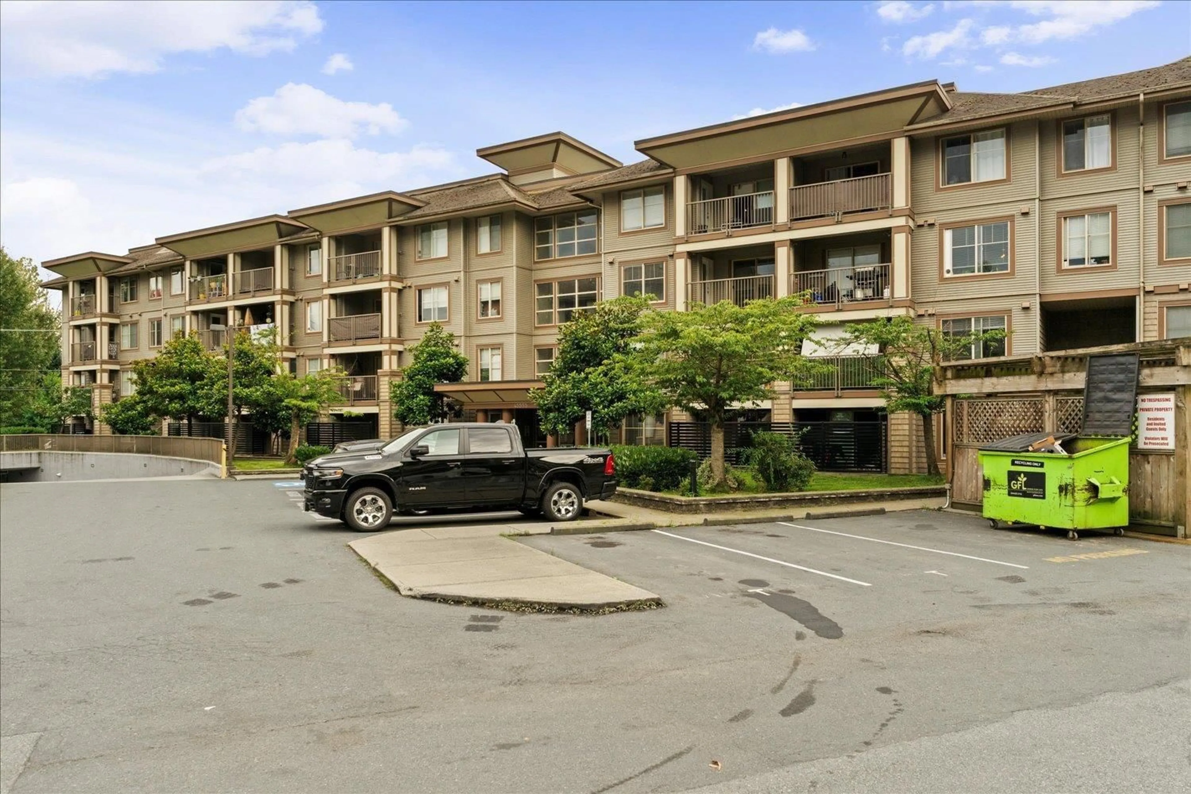 Unknown for 111 - 45555 YALE ROAD, Chilliwack British Columbia V2P0A9