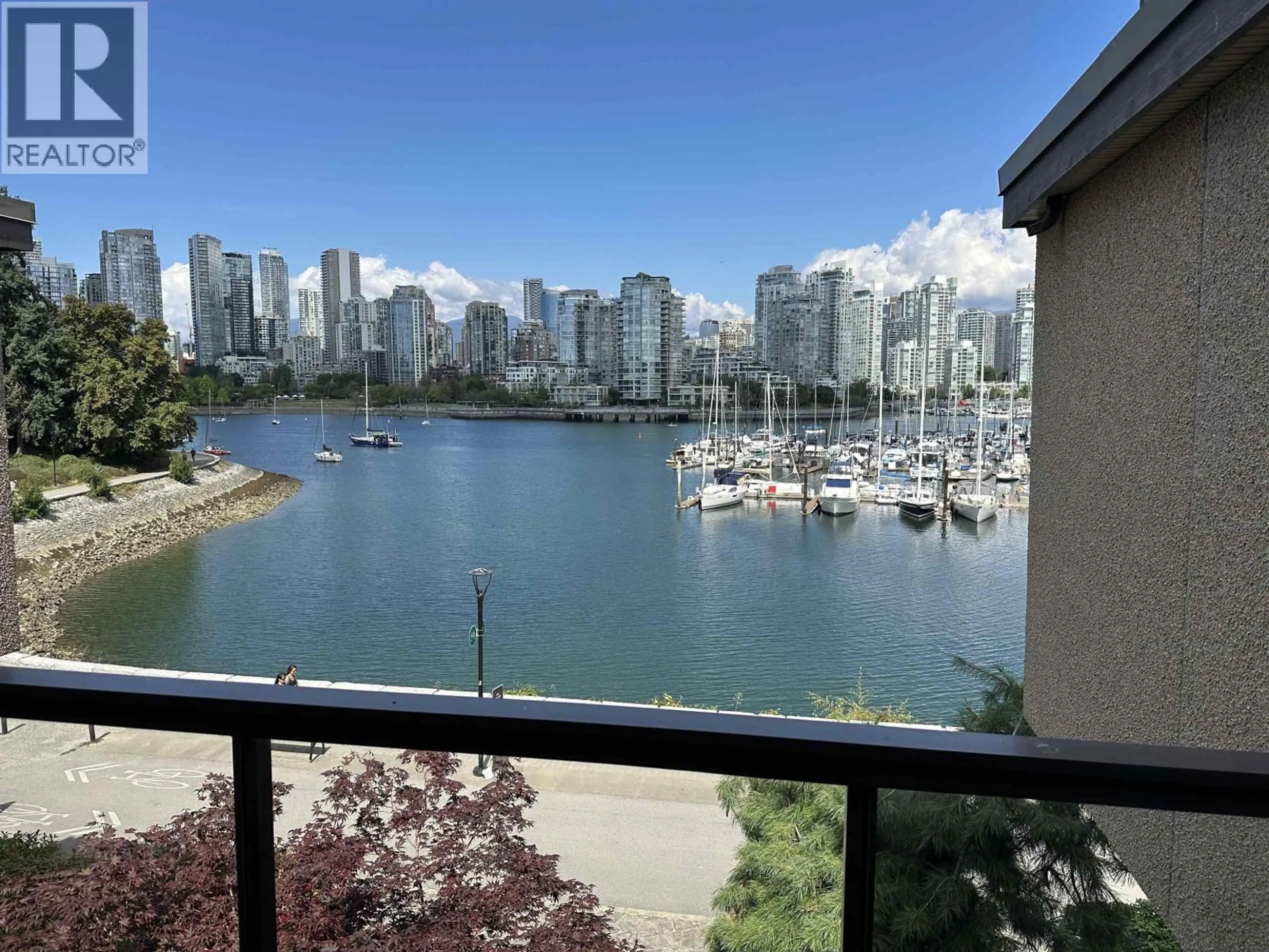 Balcony in the apartment, water/lake/river/ocean view for 774 MILLBANK, Vancouver British Columbia V5Z3Z3