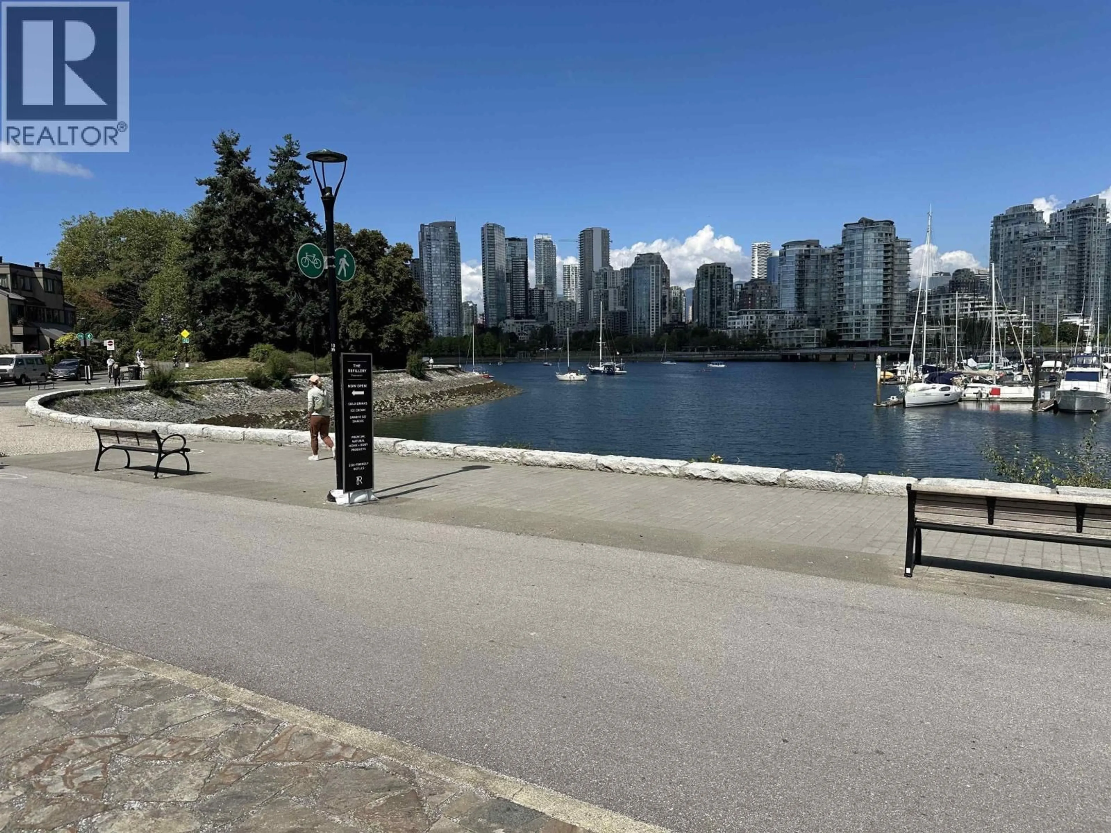Blurry image for 774 MILLBANK, Vancouver British Columbia V5Z3Z3