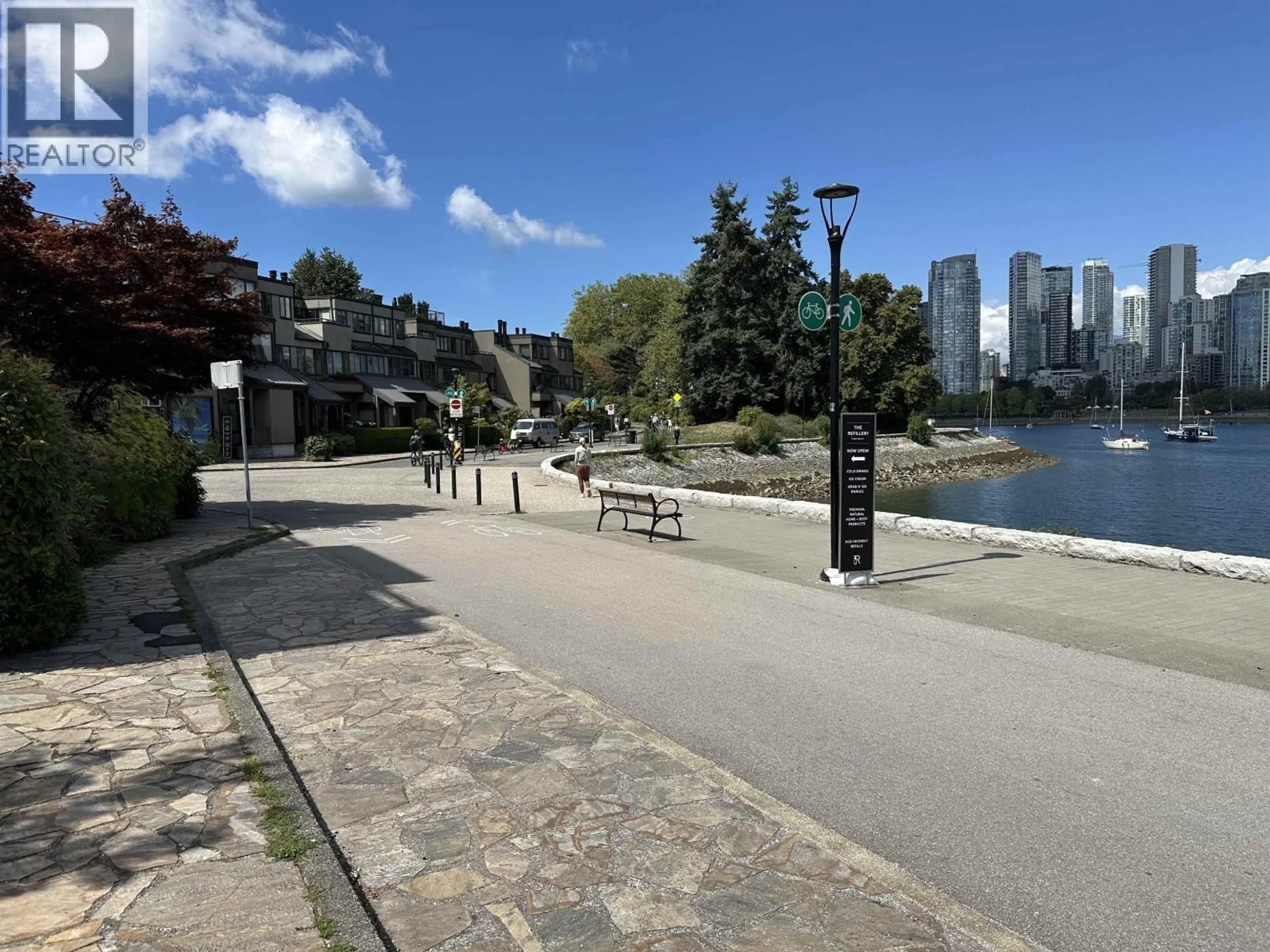 Unknown for 774 MILLBANK, Vancouver British Columbia V5Z3Z3