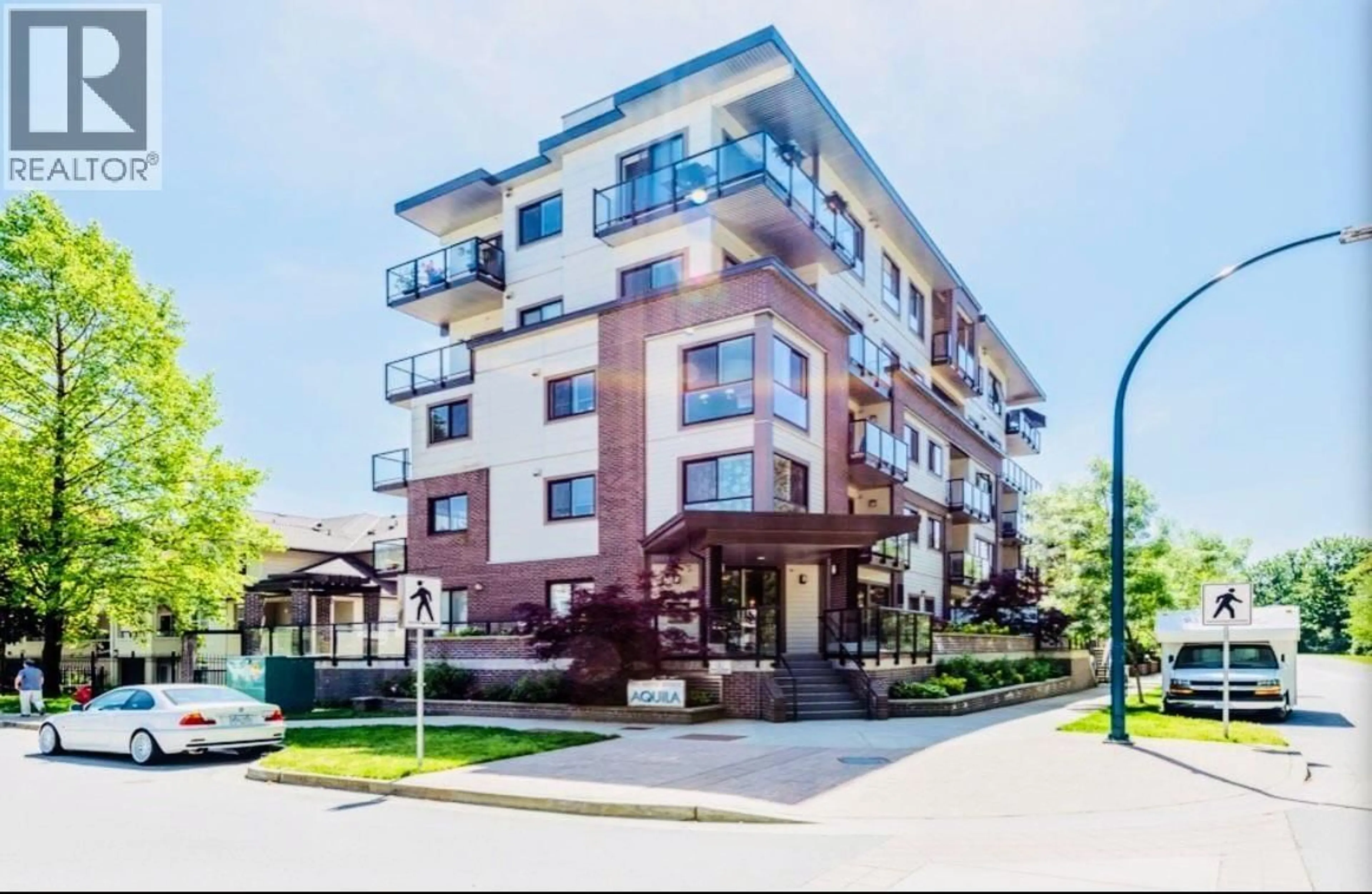 Patio, building for 402 - 2362 WHYTE AVENUE, Port Coquitlam British Columbia V3C2A4