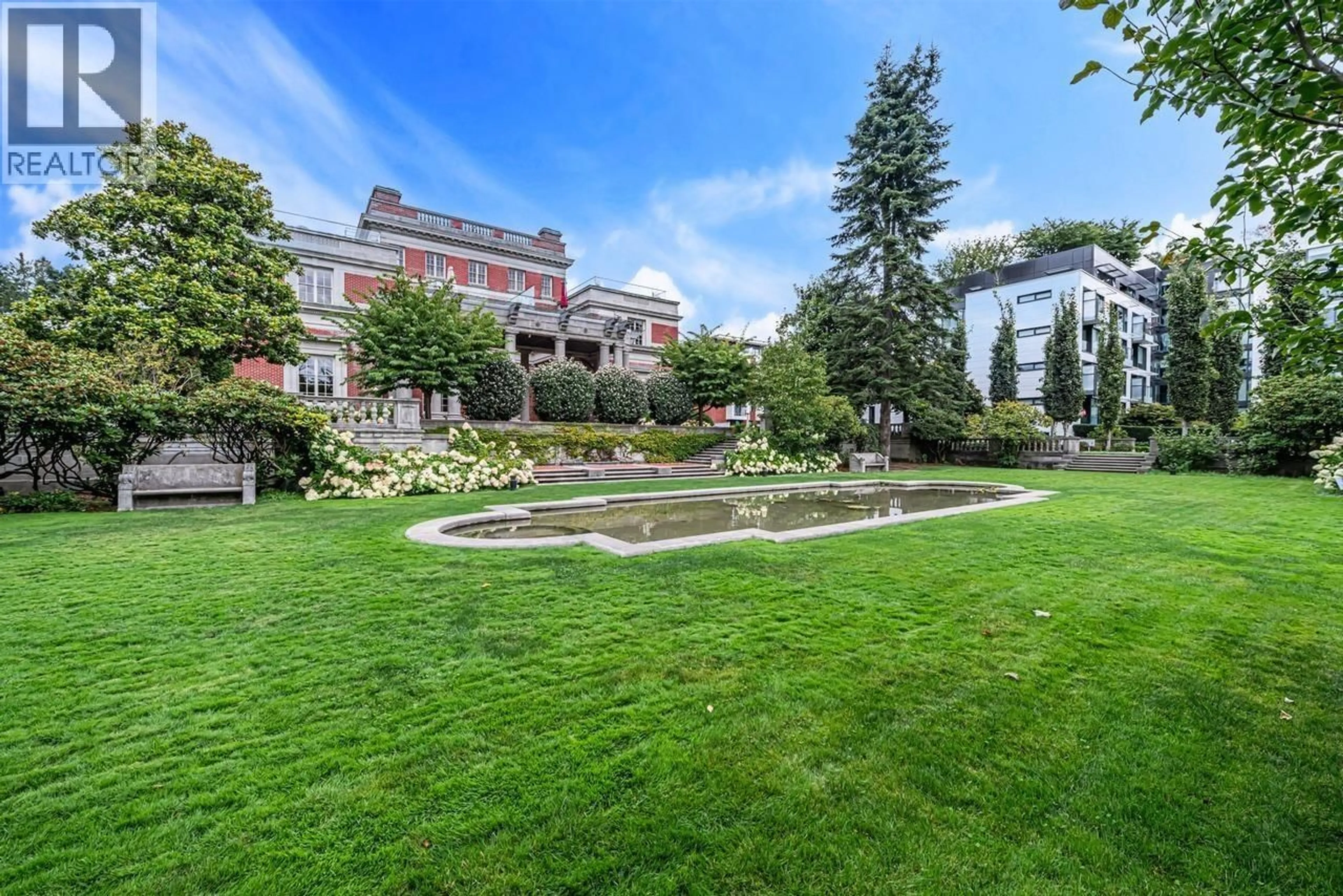 Patio, unknown for 602 - 1561 57TH AVENUE, Vancouver British Columbia V6P0H5