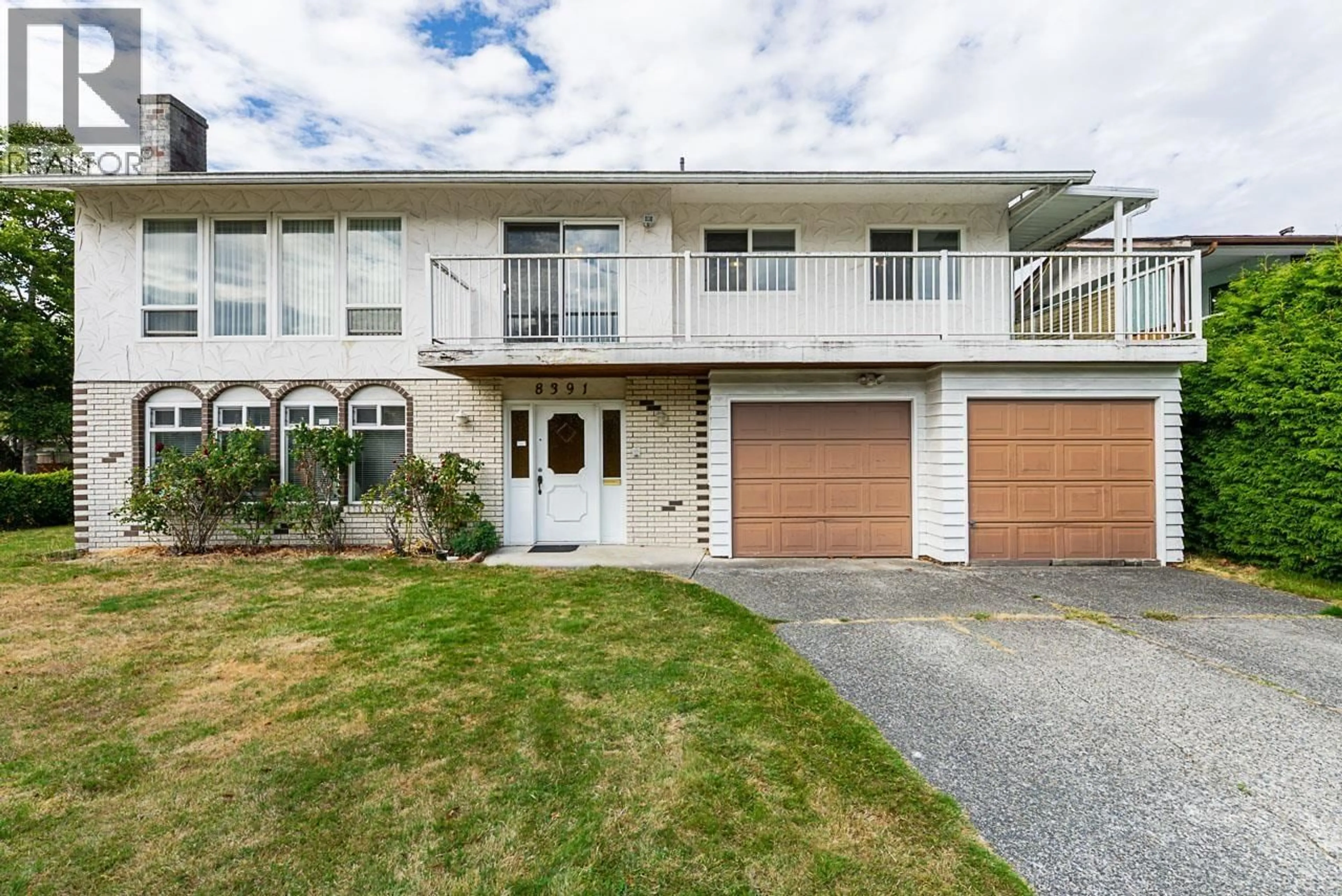Home with vinyl exterior material, street for 8391 RIDEAU DRIVE, Richmond British Columbia V7A4M6