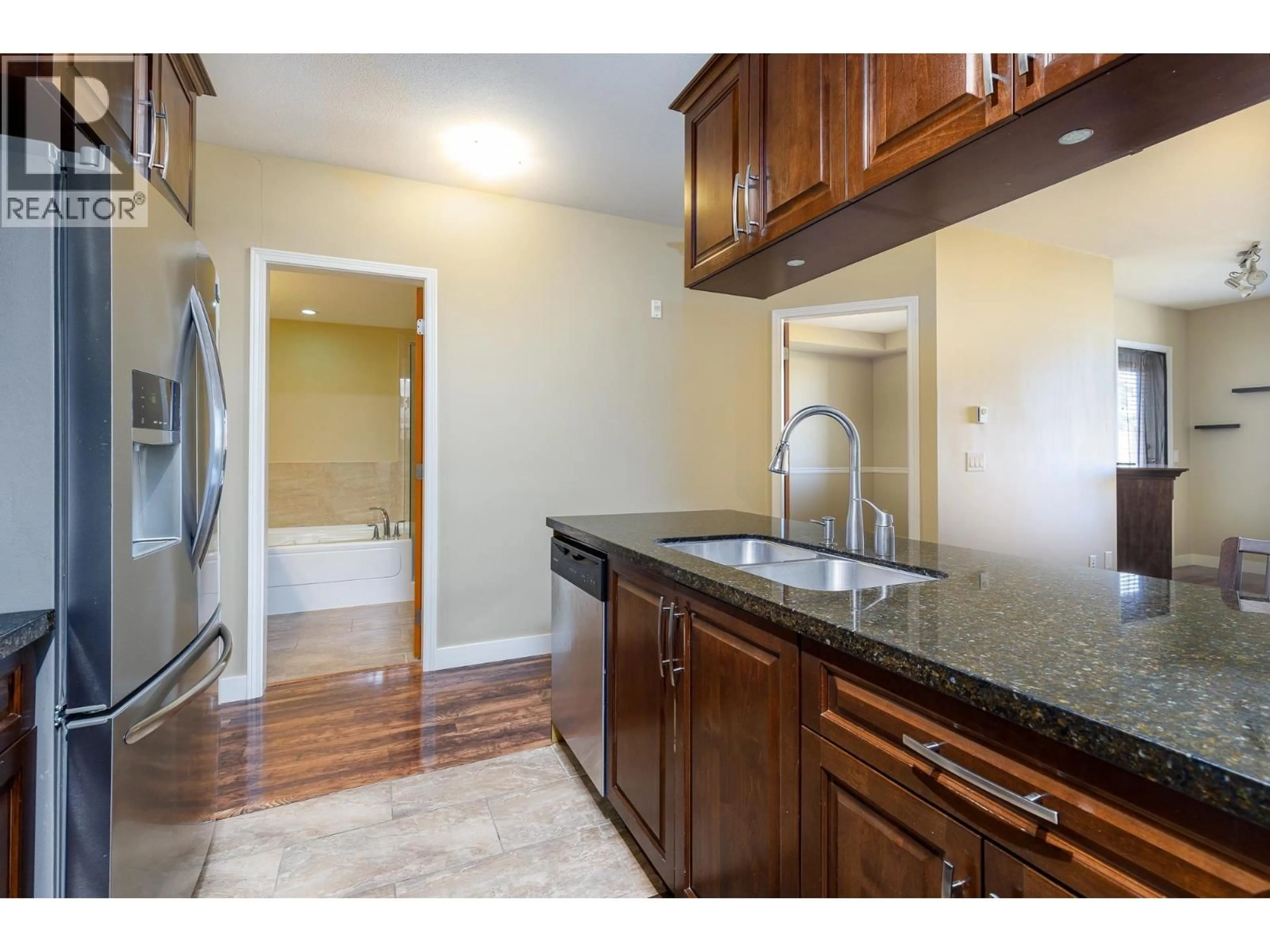 Standard kitchen, unknown for 311 - 11887 BURNETT STREET, Maple Ridge British Columbia V2X6P6