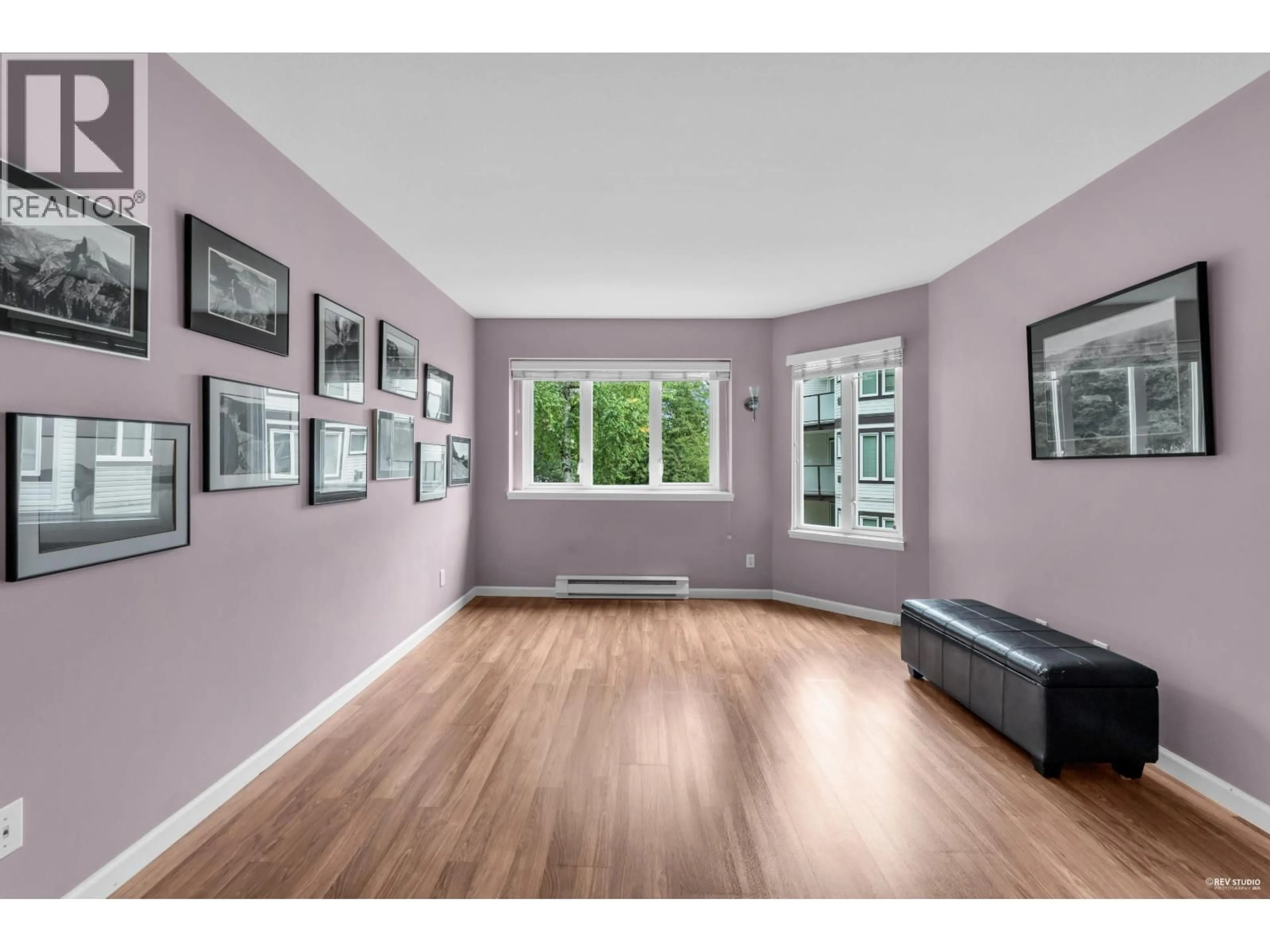 A pic of a room for 310 - 7139 18TH AVENUE, Burnaby British Columbia V3N4Z3
