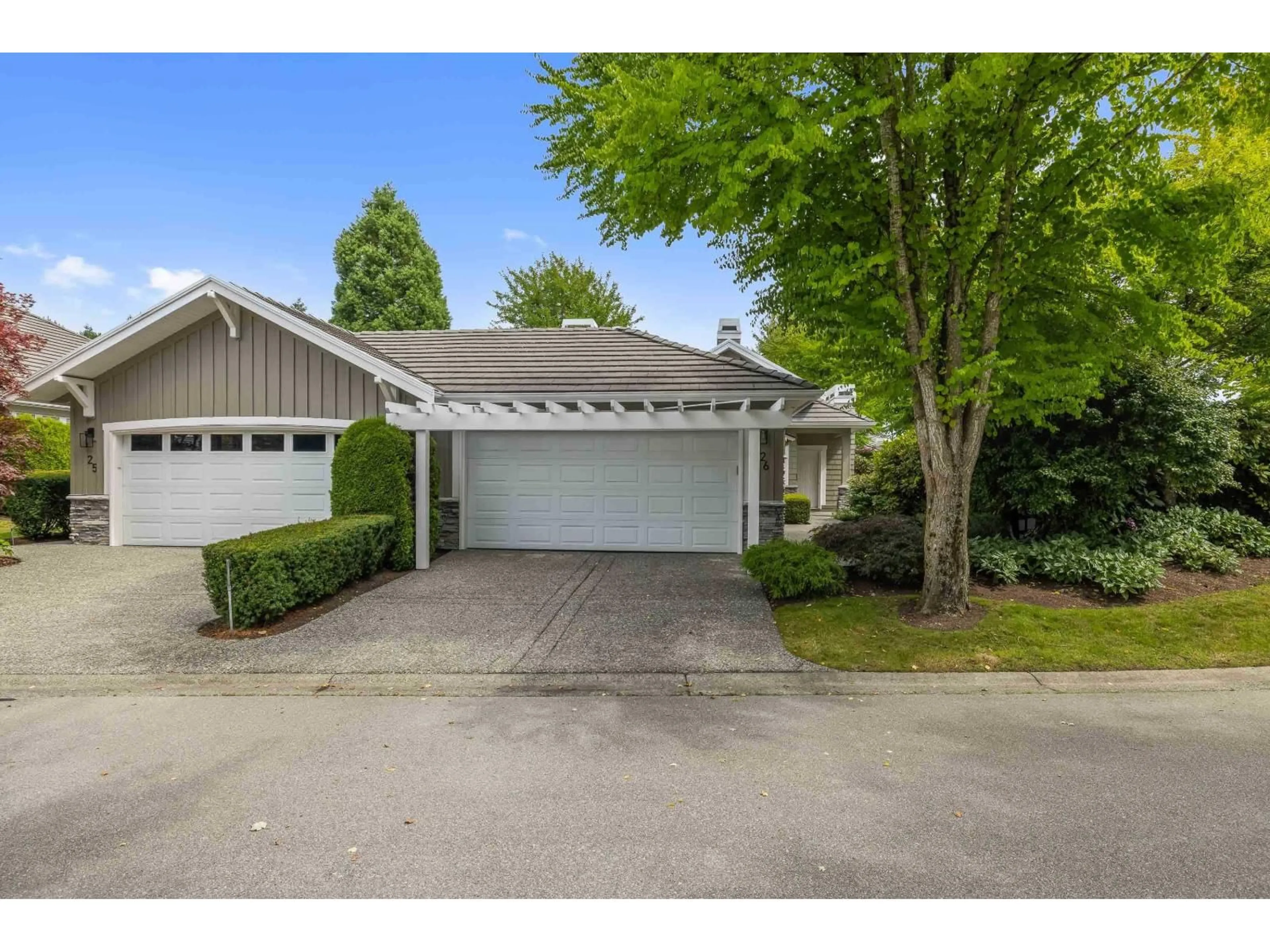 Unknown for 26 - 18088 8, Surrey British Columbia V3Z9T6