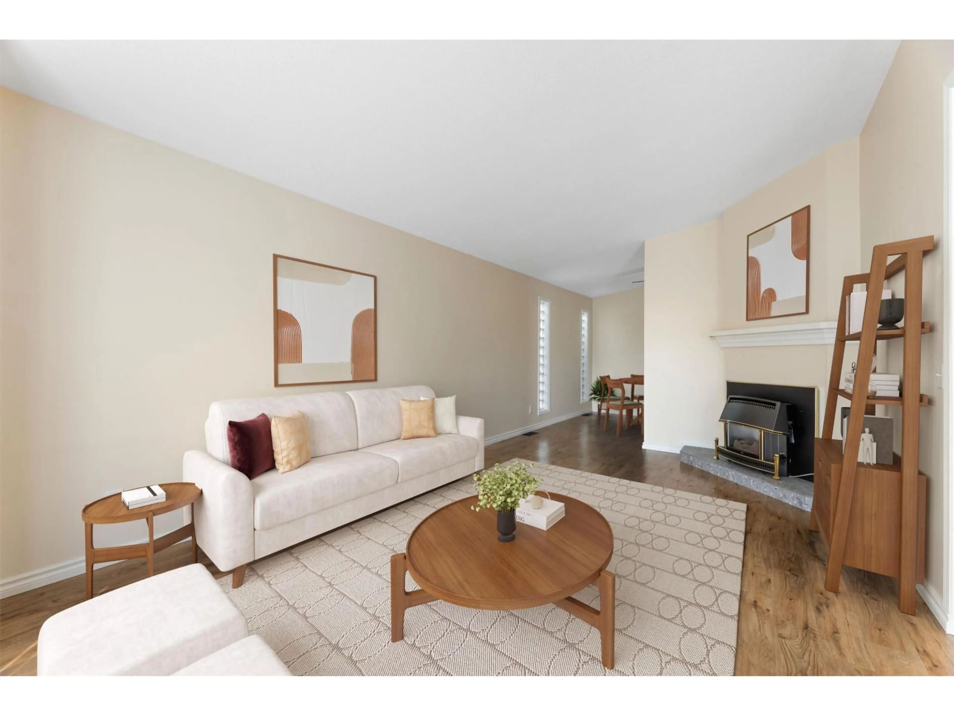 Living room with furniture, wood/laminate floor for 10 - 2345 CRANLEY, Surrey British Columbia V4A9G5