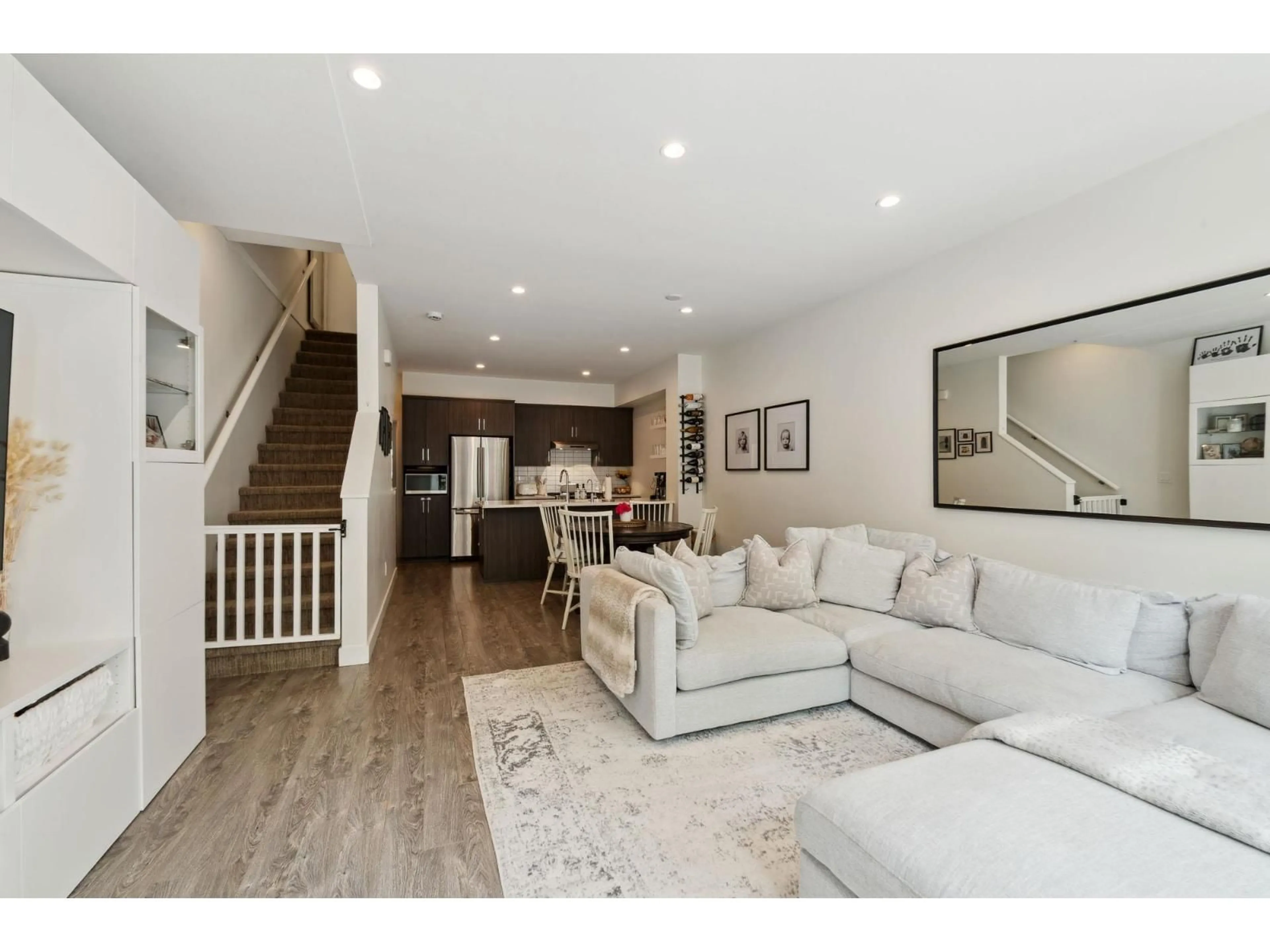 Living room with furniture, unknown for 94 - 15588 32, Surrey British Columbia V3Z0G3