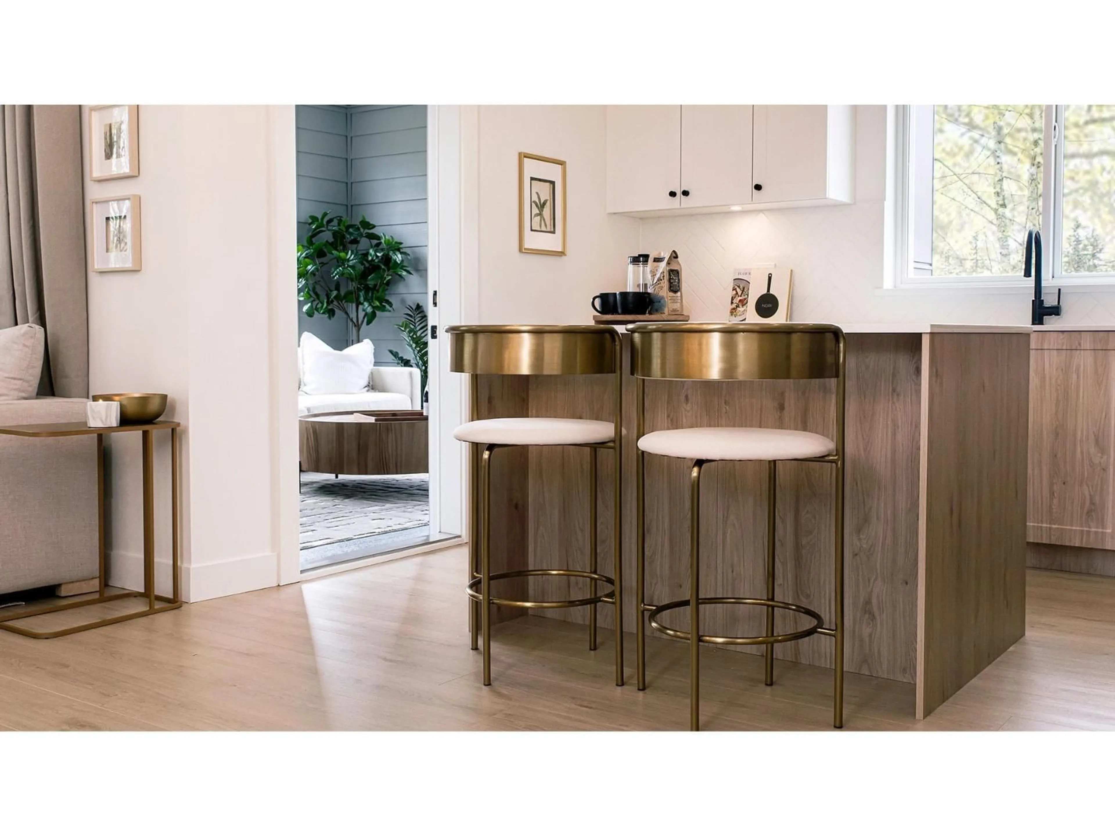 Contemporary kitchen, unknown for 606 - 19911 76, Langley British Columbia V2Y1S2