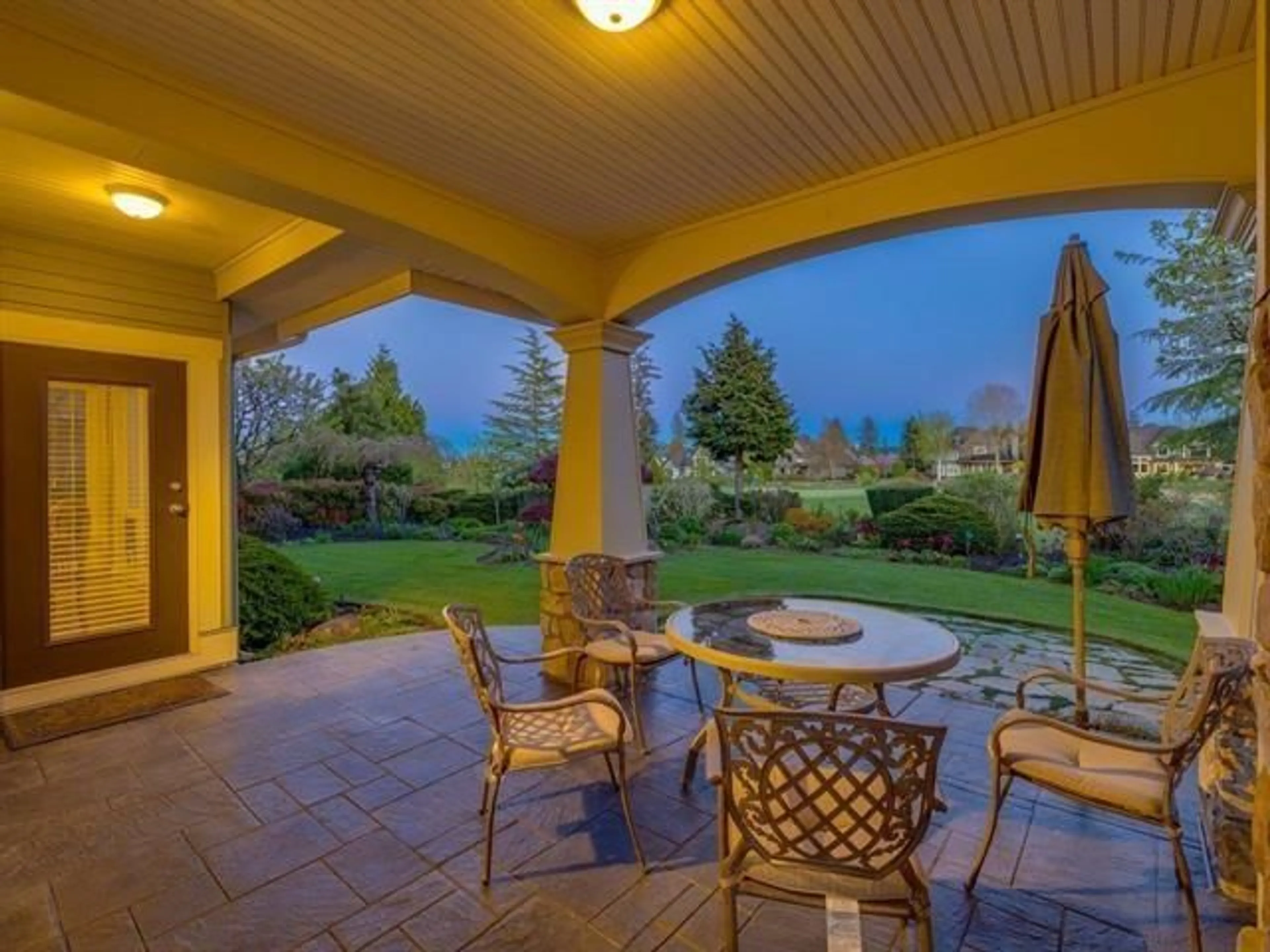 Patio, water/lake/river/ocean view for 15736 38A, Surrey British Columbia V3Z0K8
