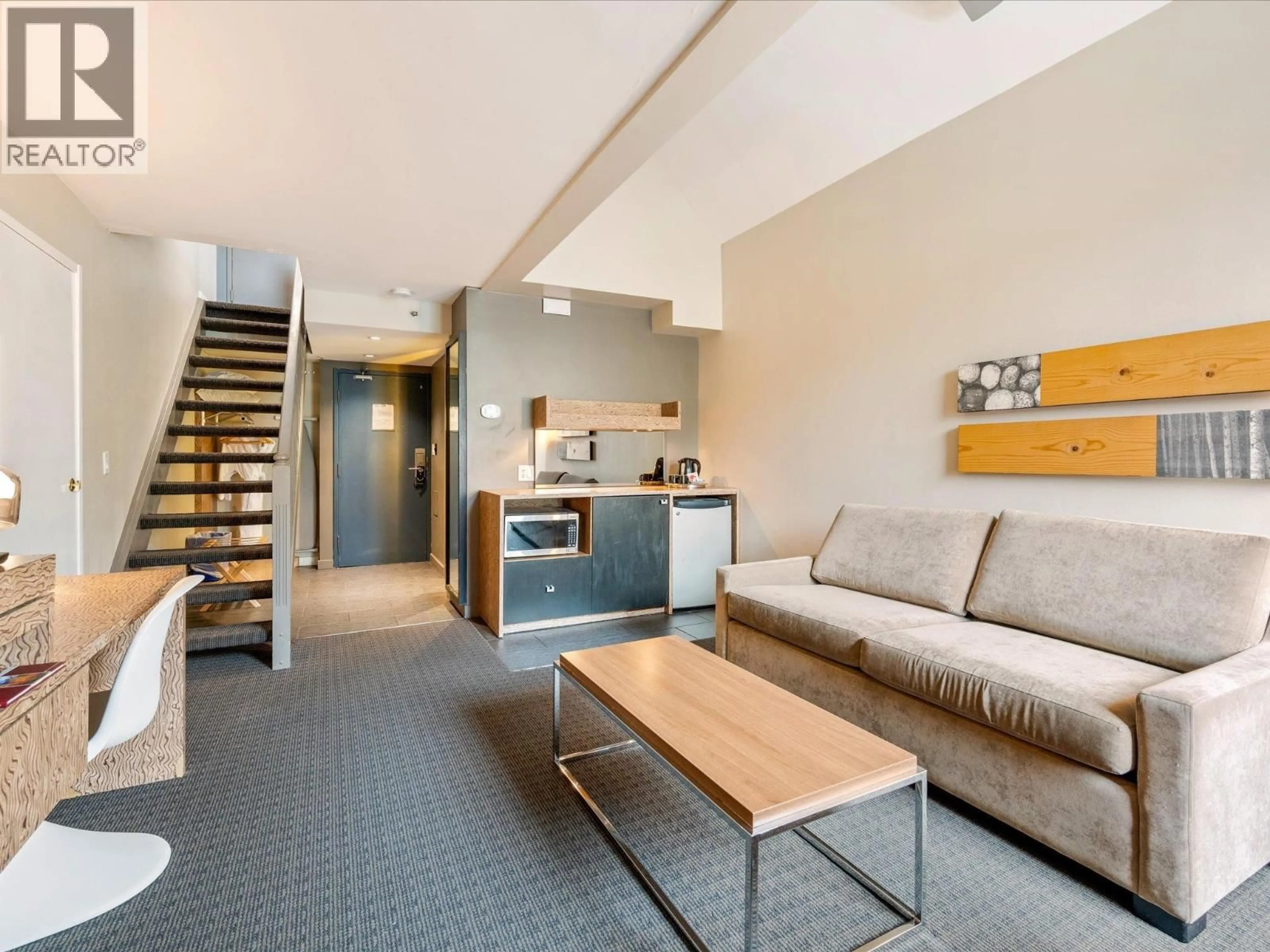 Living room with furniture, unknown for 307 - 4122 VILLAGE GREEN WAY, Whistler British Columbia V8E1G9