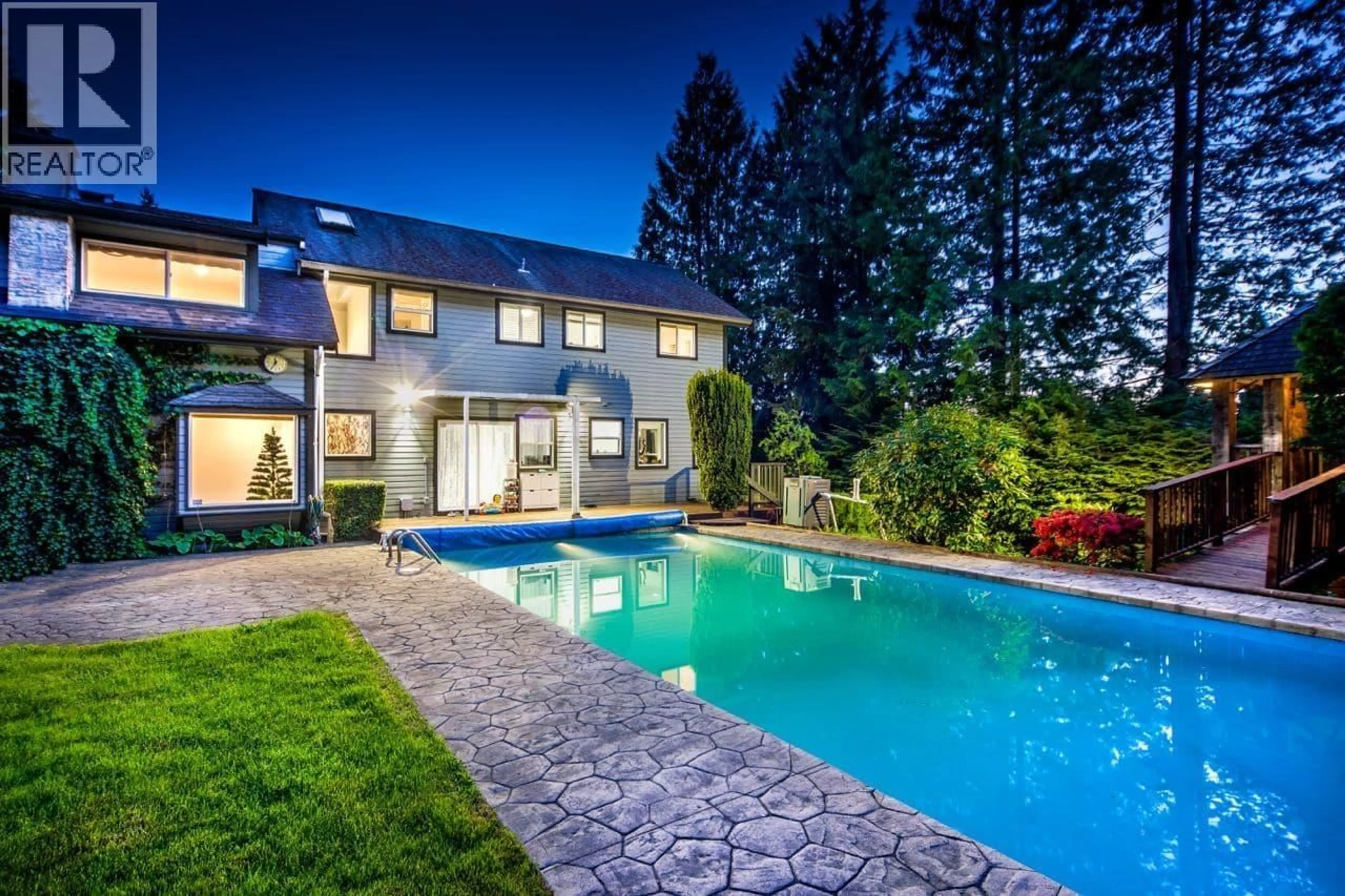 Pool for 1704 PIERARD ROAD, North Vancouver British Columbia V7J1Y2