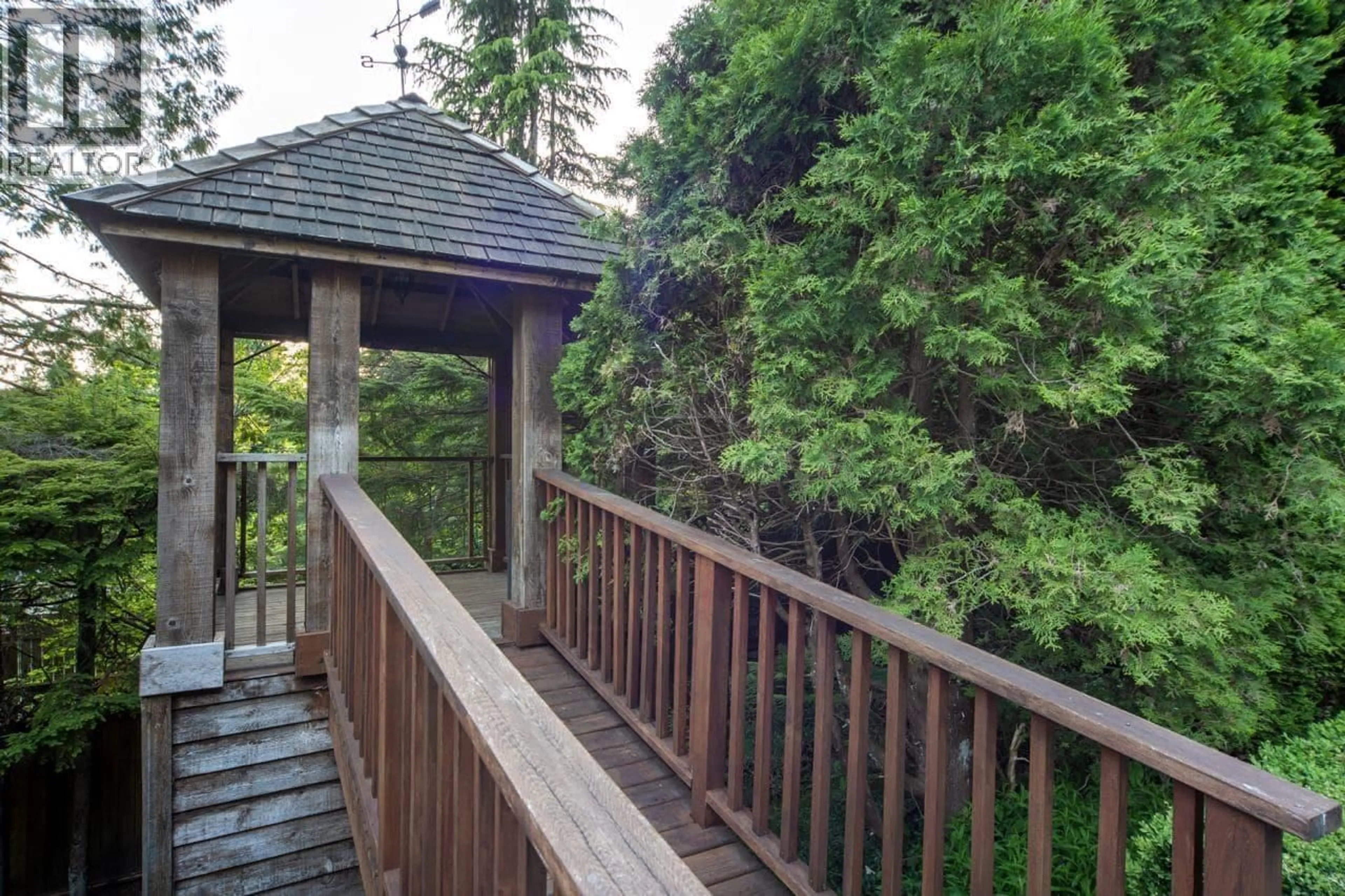 Patio, forest/trees view for 1704 PIERARD ROAD, North Vancouver British Columbia V7J1Y2