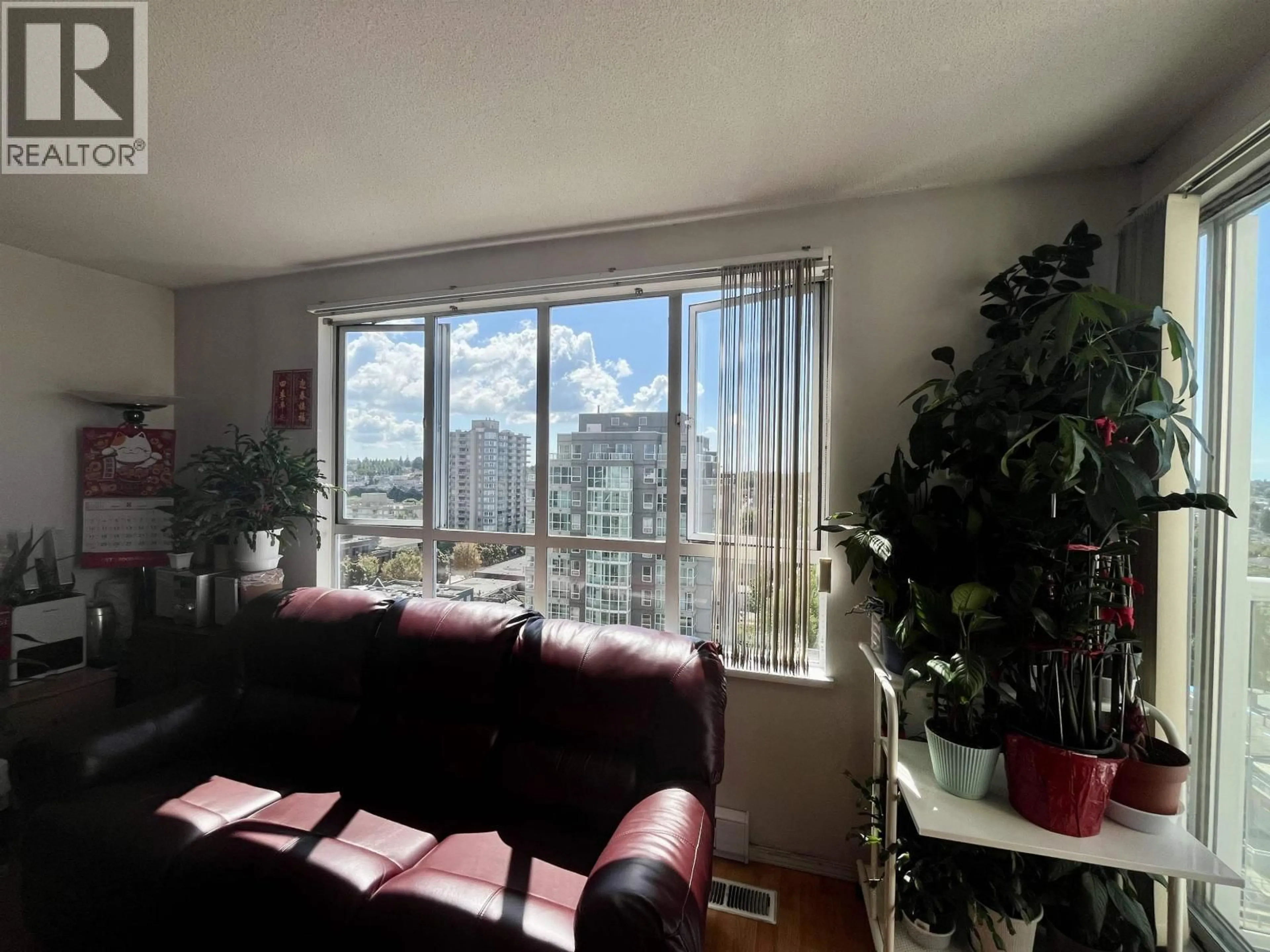 A pic of a room for 1204 - 3455 ASCOT PLACE, Vancouver British Columbia V5R6B7