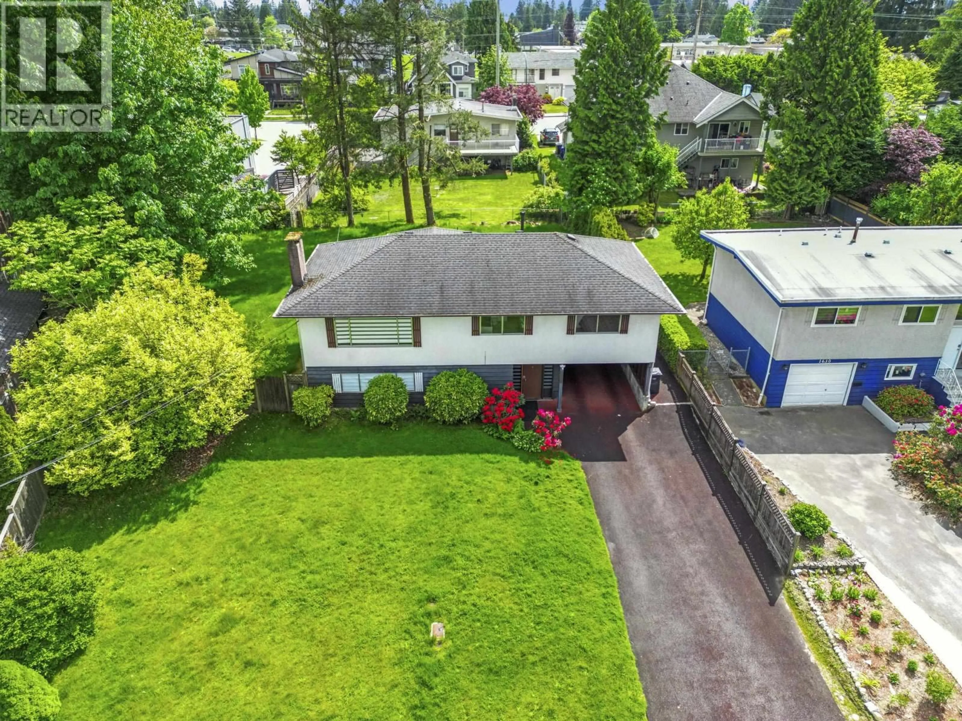 A pic from outside/outdoor area/front of a property/back of a property/a pic from drone, unknown for 1640 SPRAY AVENUE, Coquitlam British Columbia V3J5Y6