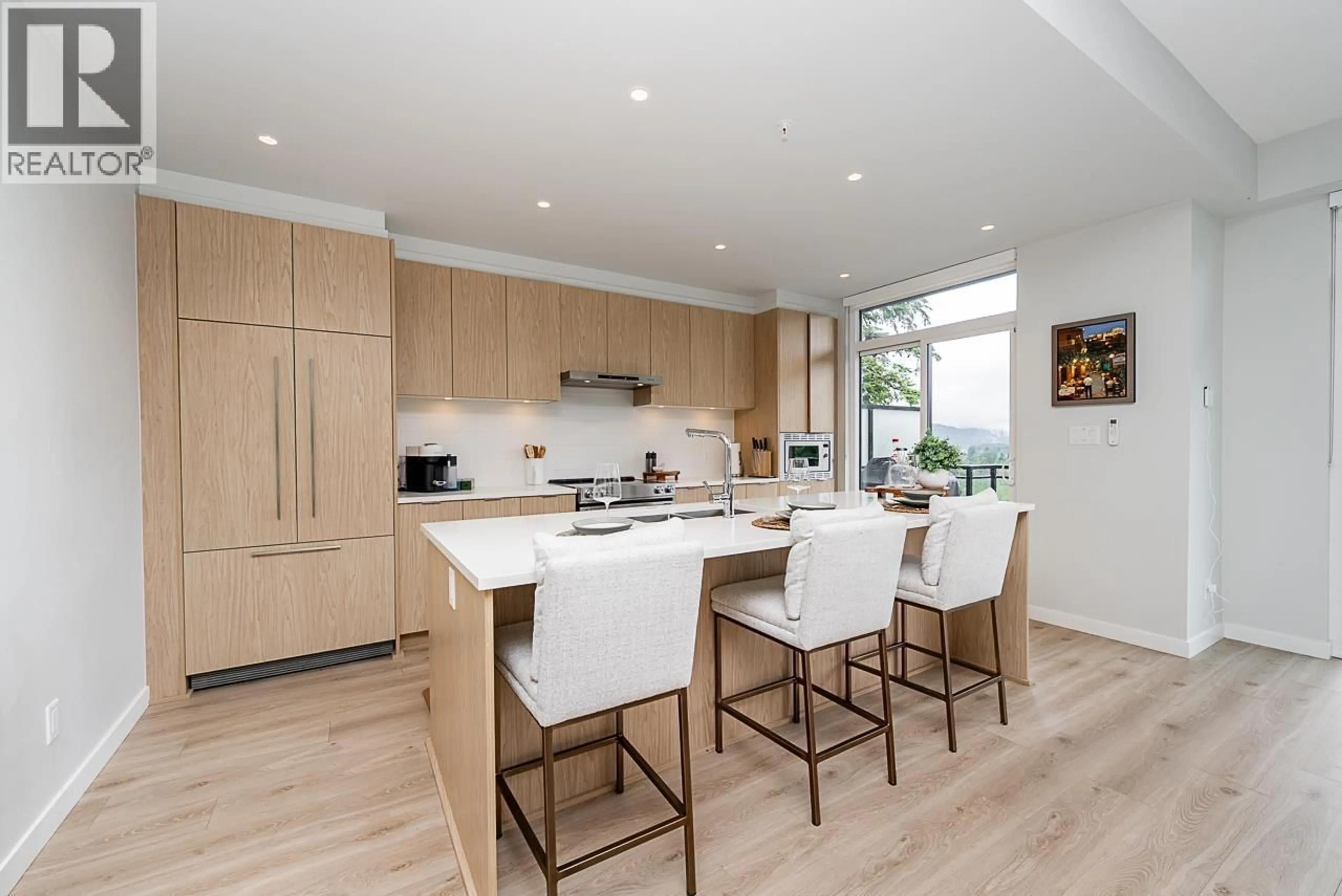 Open concept kitchen, unknown for 41231 HIGHLINE PLACE, Squamish British Columbia V8B1C2