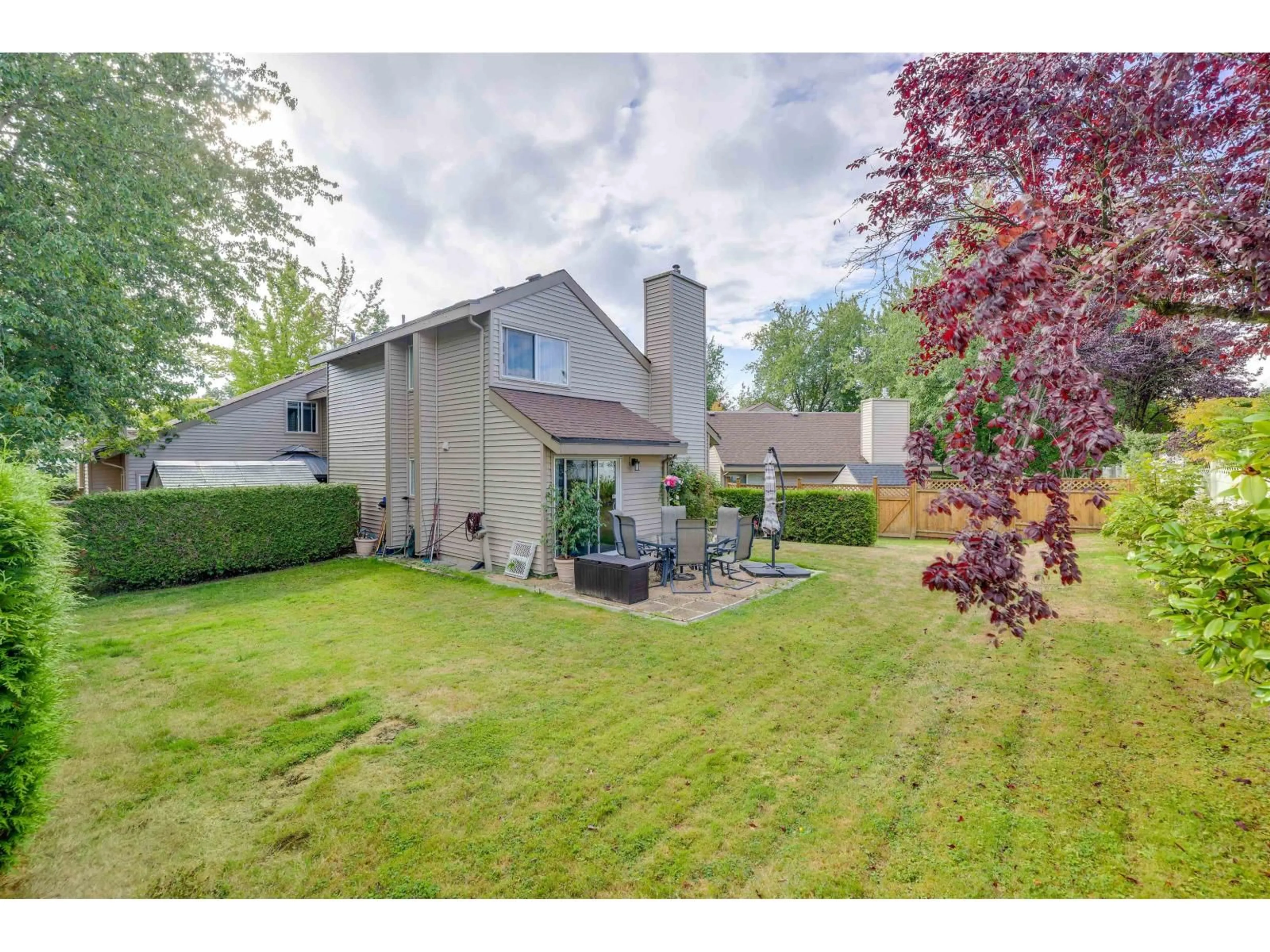 Unknown for 6153 W. GREENSIDE, Surrey British Columbia V3S5M8