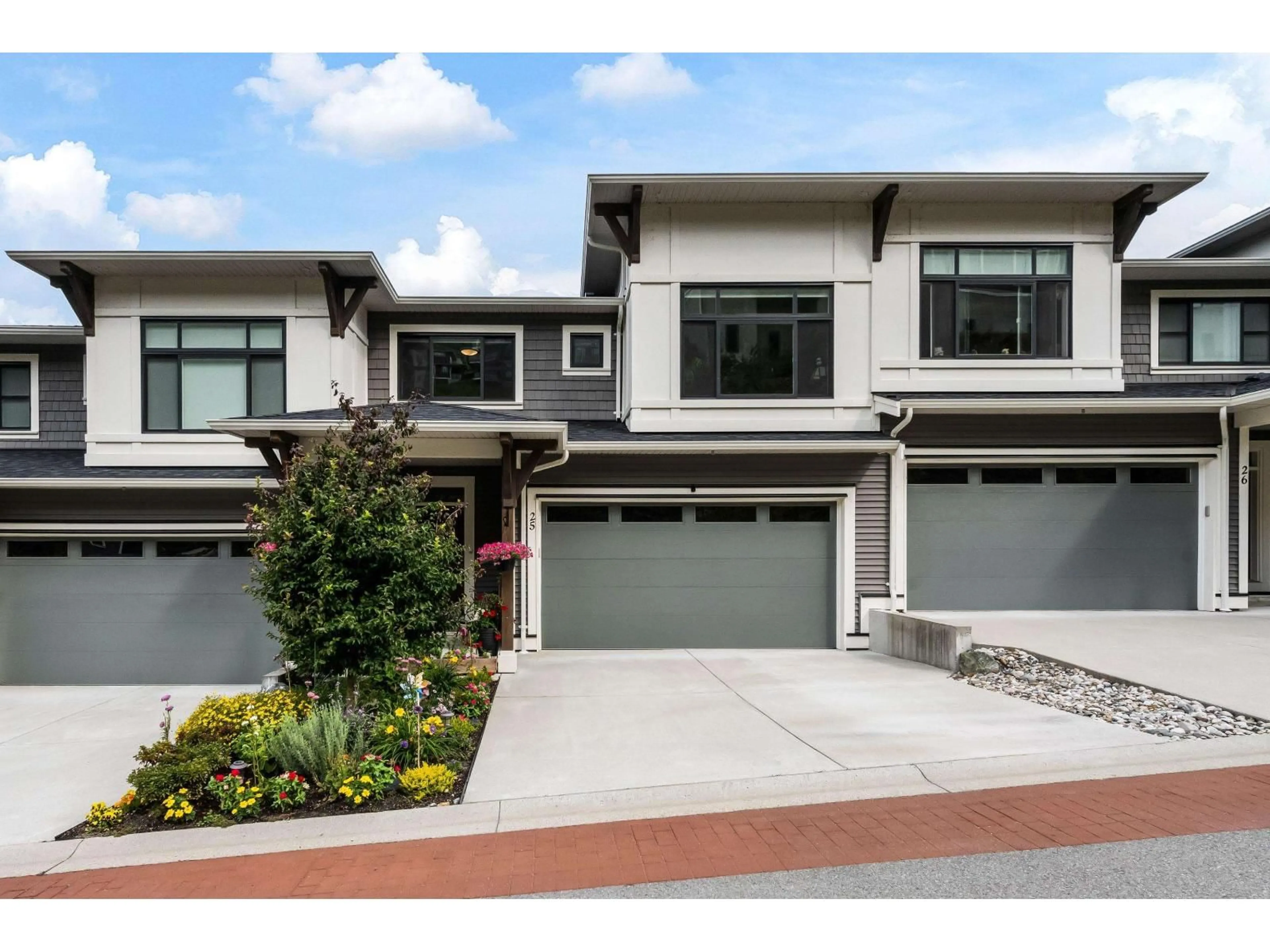 Unknown for 25 - 43575 CHILLIWACK MOUNTAIN ROAD, Chilliwack British Columbia V2R4A1