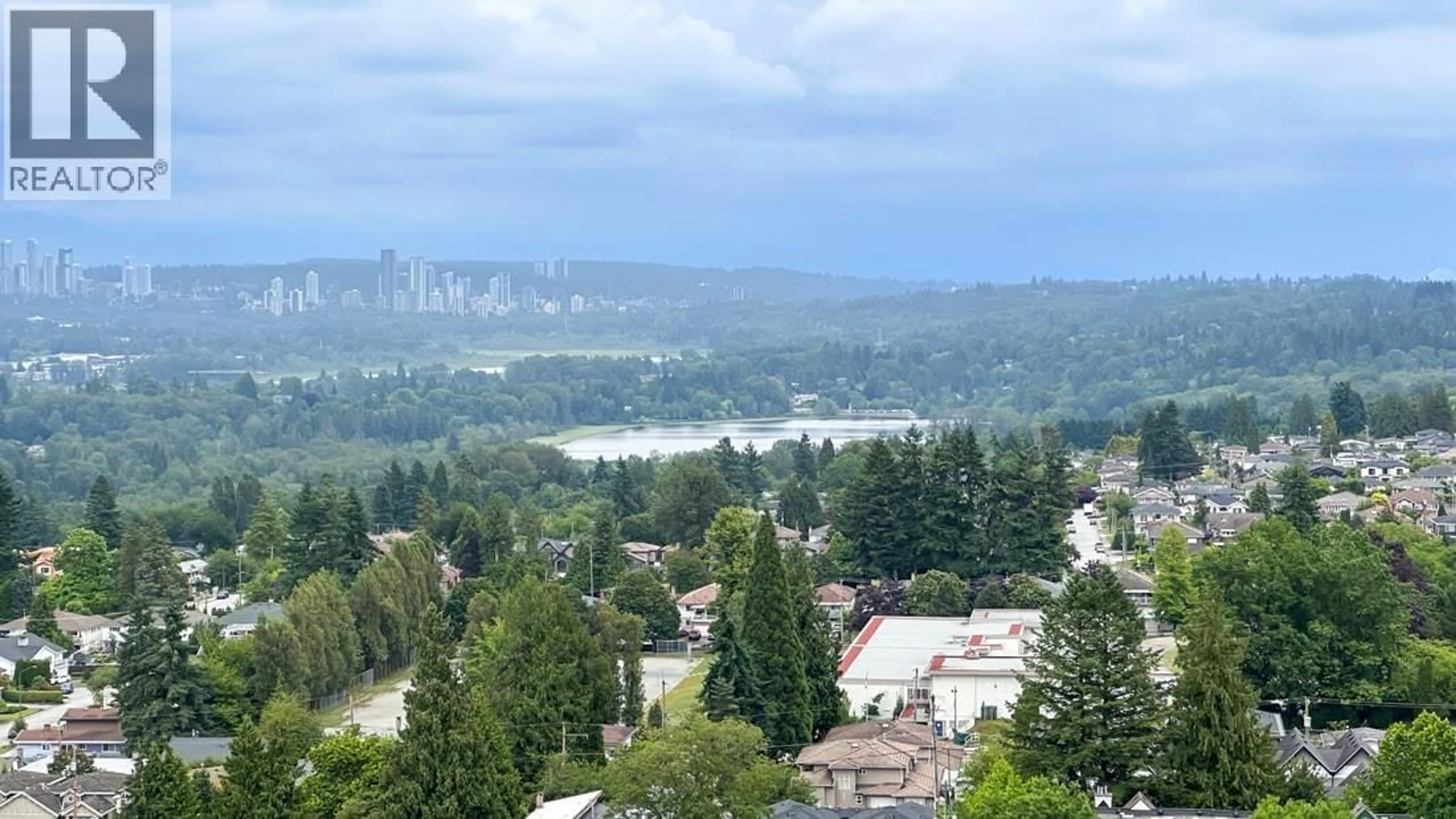 A pic from outside/outdoor area/front of a property/back of a property/a pic from drone, water/lake/river/ocean view for 2204 - 4160 SARDIS STREET, Burnaby British Columbia V5H1K2