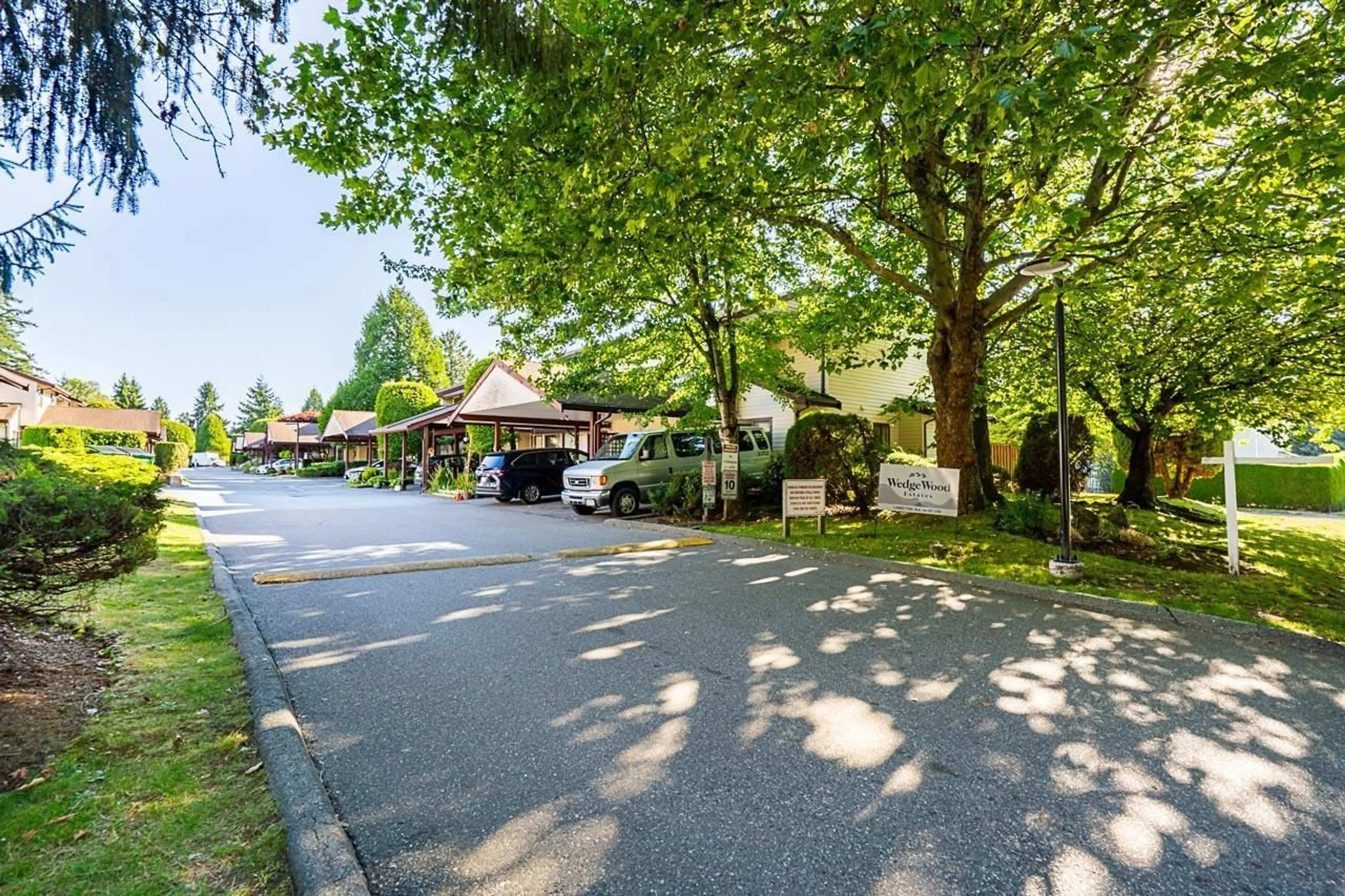 Patio, street for 69 - 13880 74, Surrey British Columbia V3W7E6