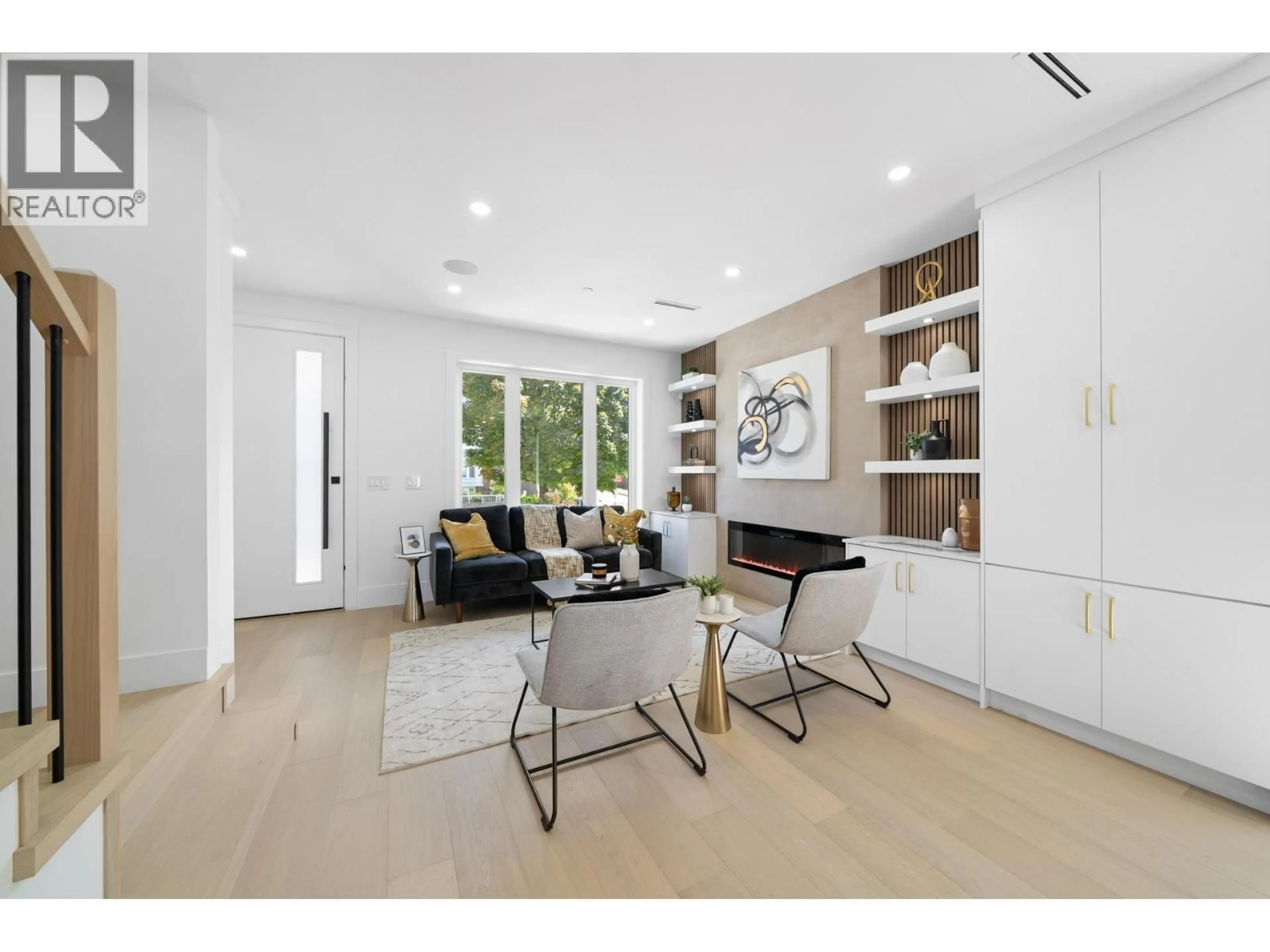 Unknown for 7361 FRASER STREET, Vancouver British Columbia V5X3W1