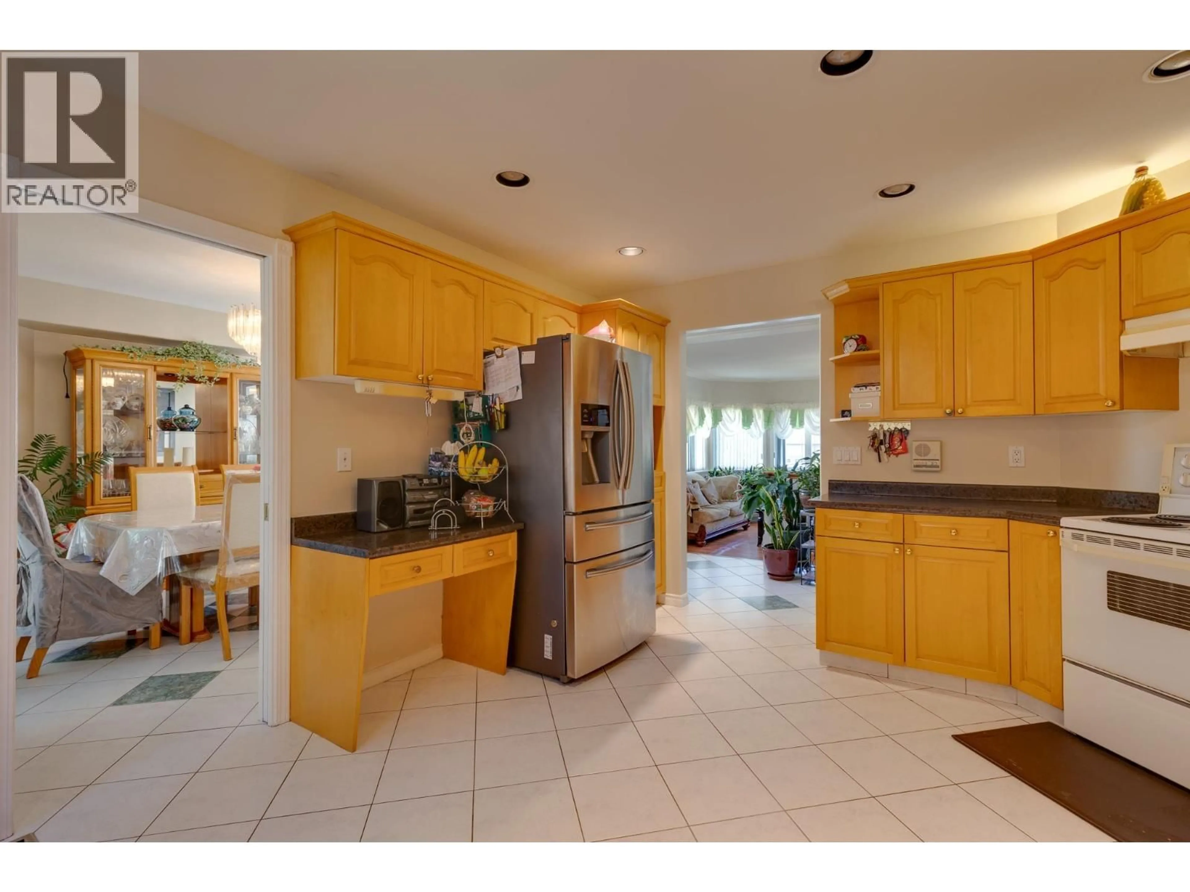 Open concept kitchen, ceramic/tile floor for 4475 WHEELER ROAD, Prince George British Columbia V2N5H5