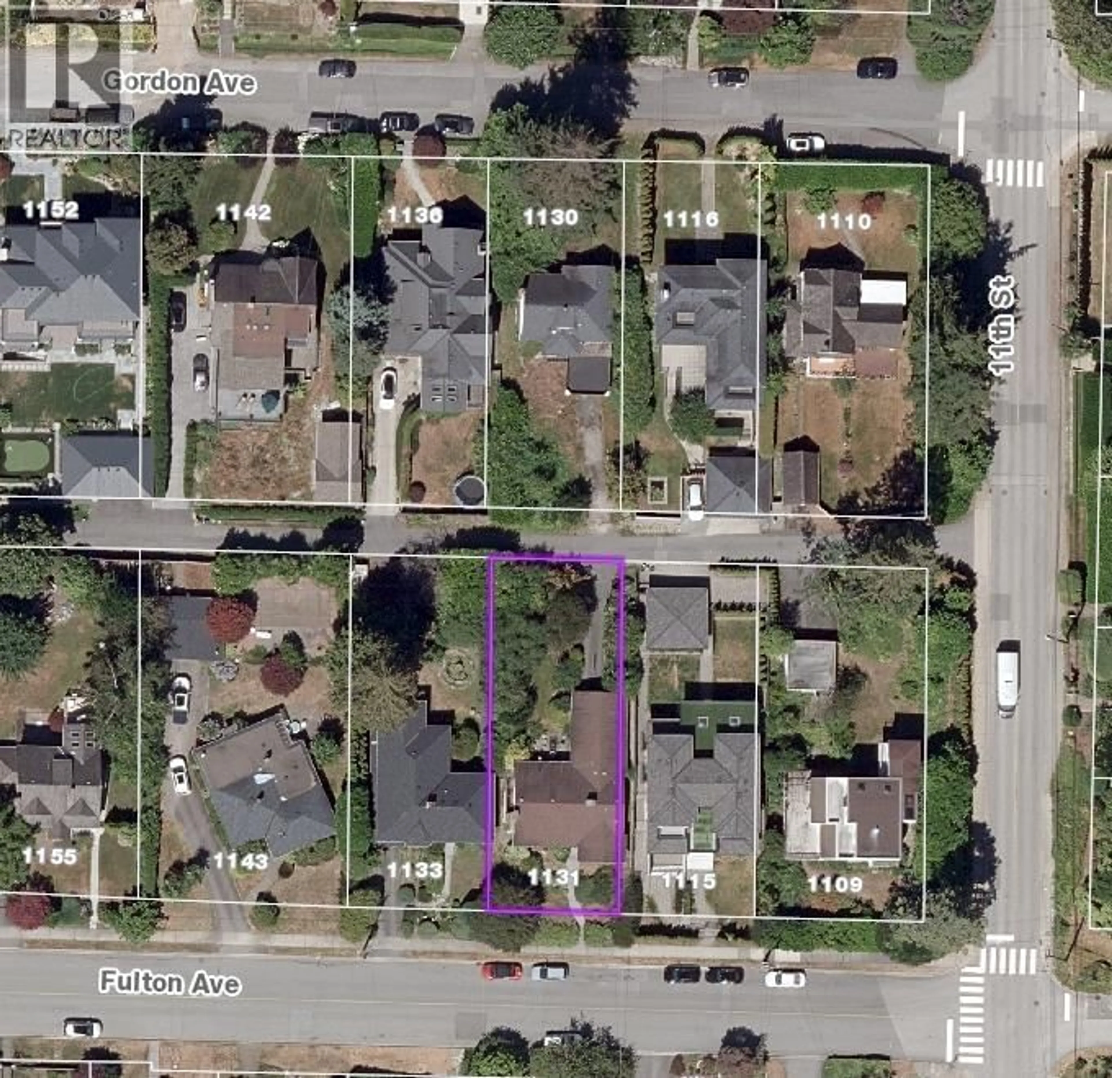 A pic from outside/outdoor area/front of a property/back of a property/a pic from drone, street for 1131 FULTON AVENUE, West Vancouver British Columbia V7T1N4