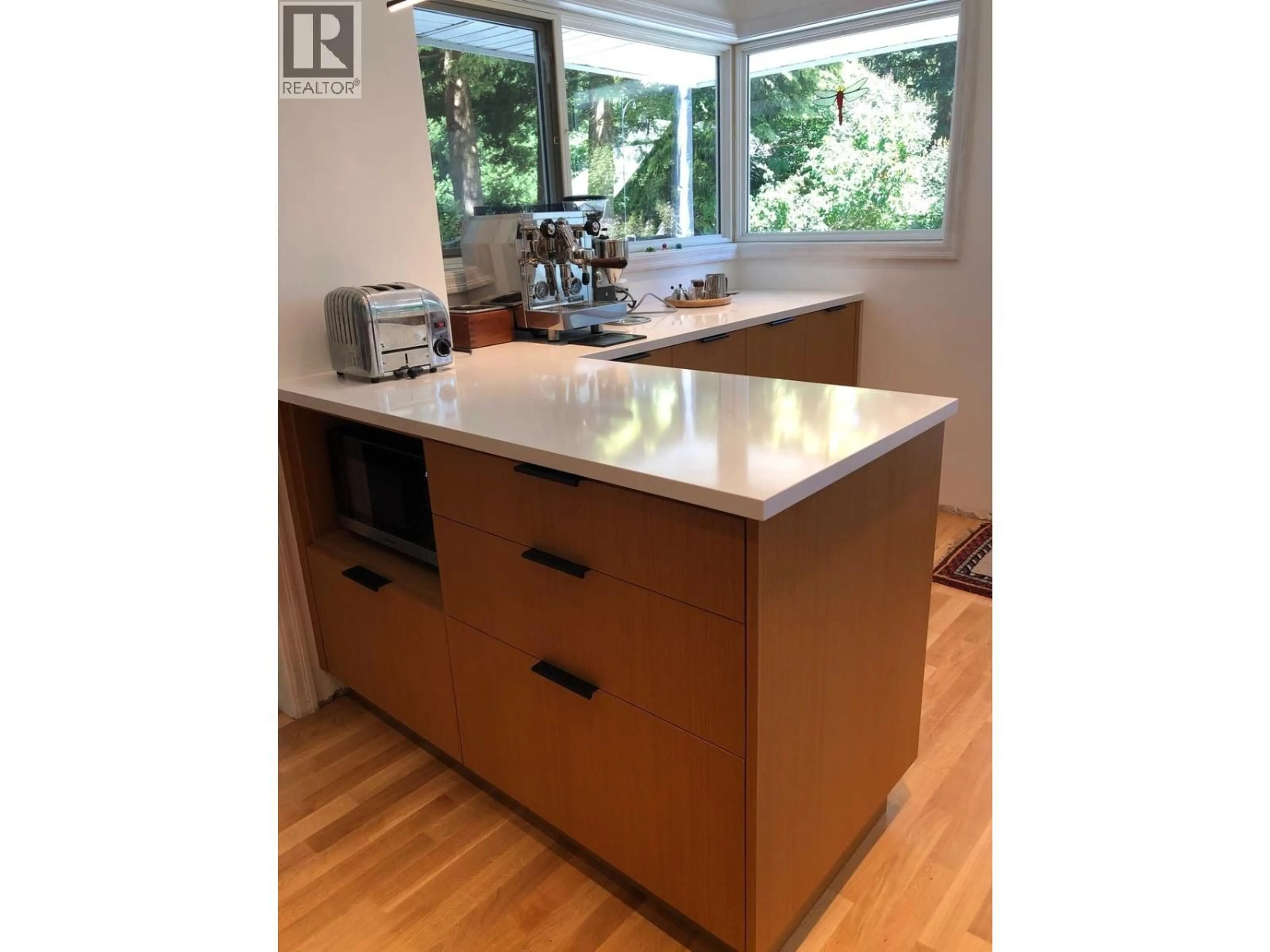 Standard kitchen, wood/laminate floor for 5876 HIGHBURY STREET, Vancouver British Columbia V6N1Z1