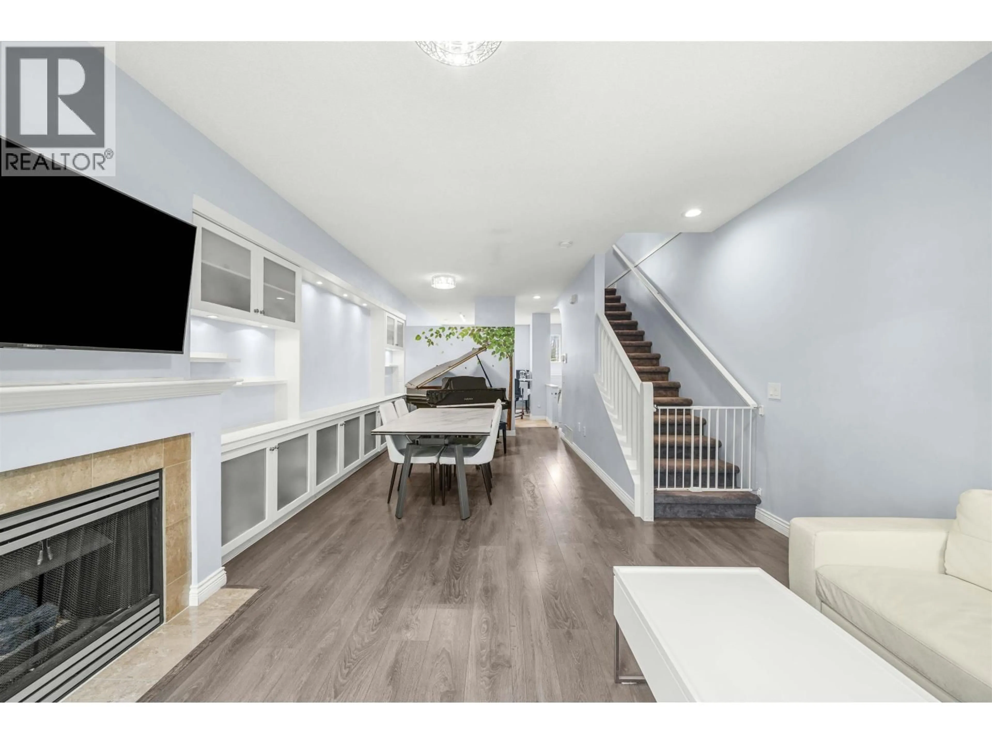 Unknown for 91 - 3711 ROBSON COURT, Richmond British Columbia V7C5T8