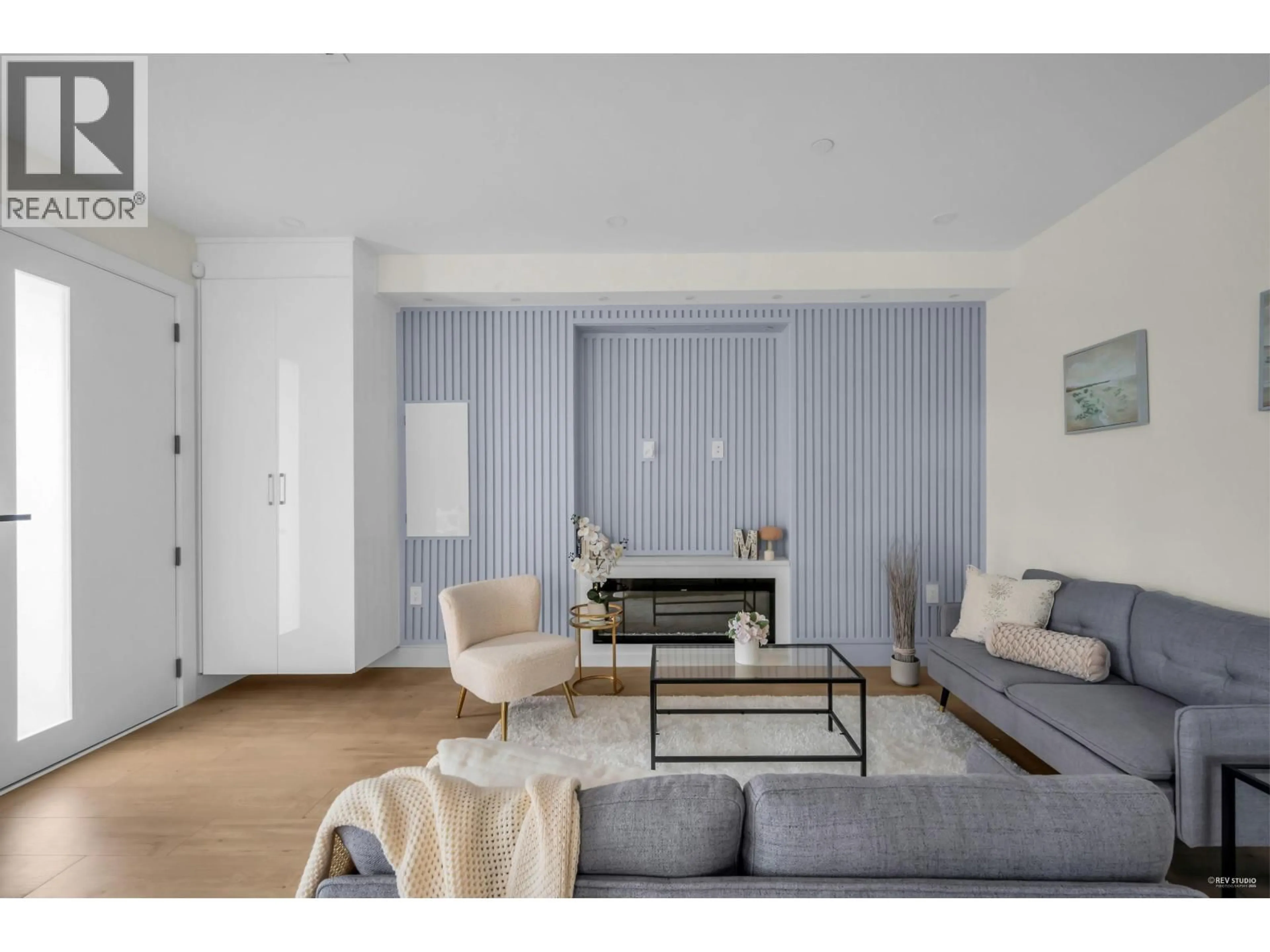 Living room with furniture, unknown for 2 - 2512 22 AVENUE, Vancouver British Columbia V5M2X5
