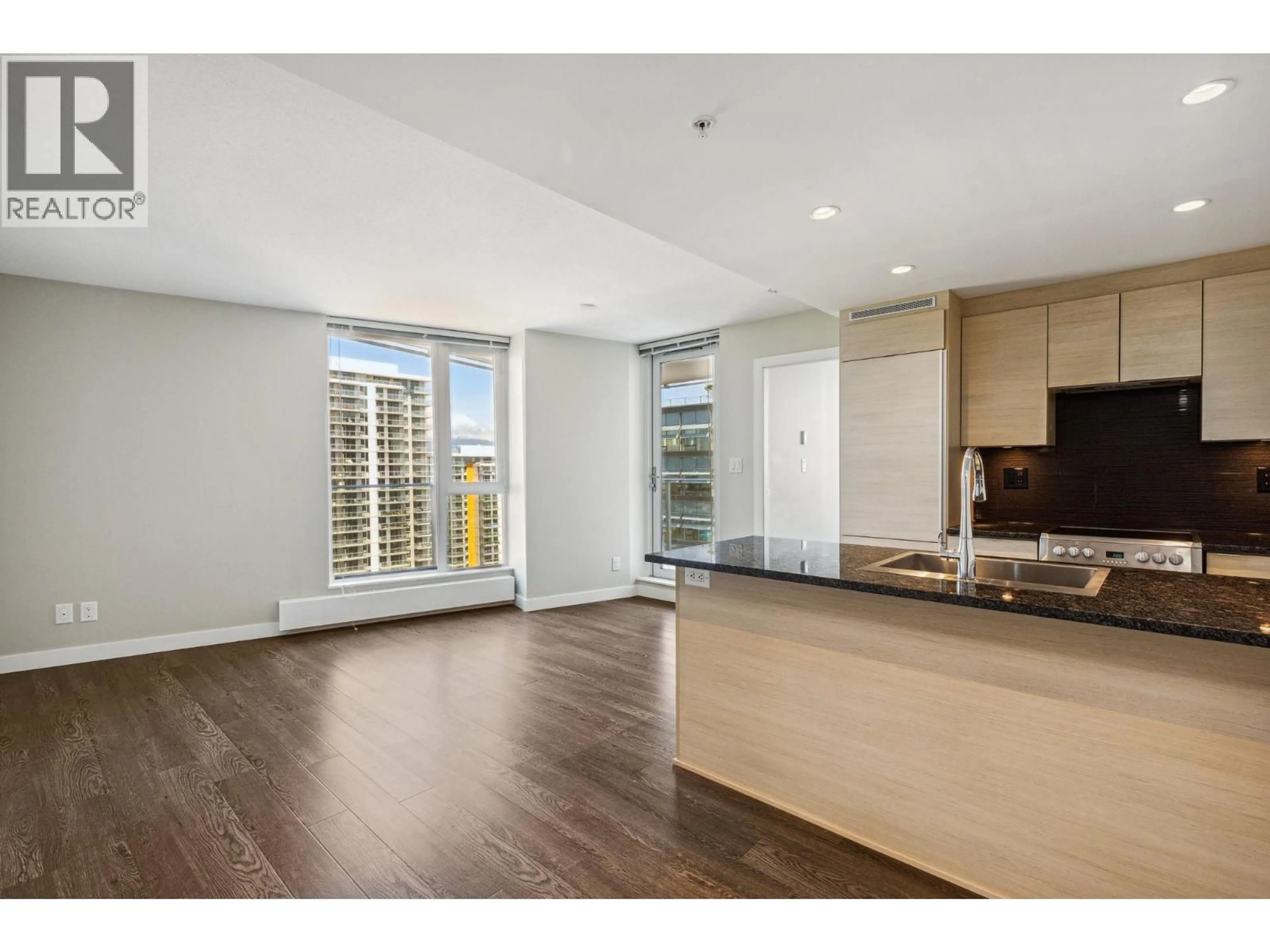 Open concept kitchen, unknown for 2007 - 488 MARINE DRIVE, Vancouver British Columbia V5X0C6