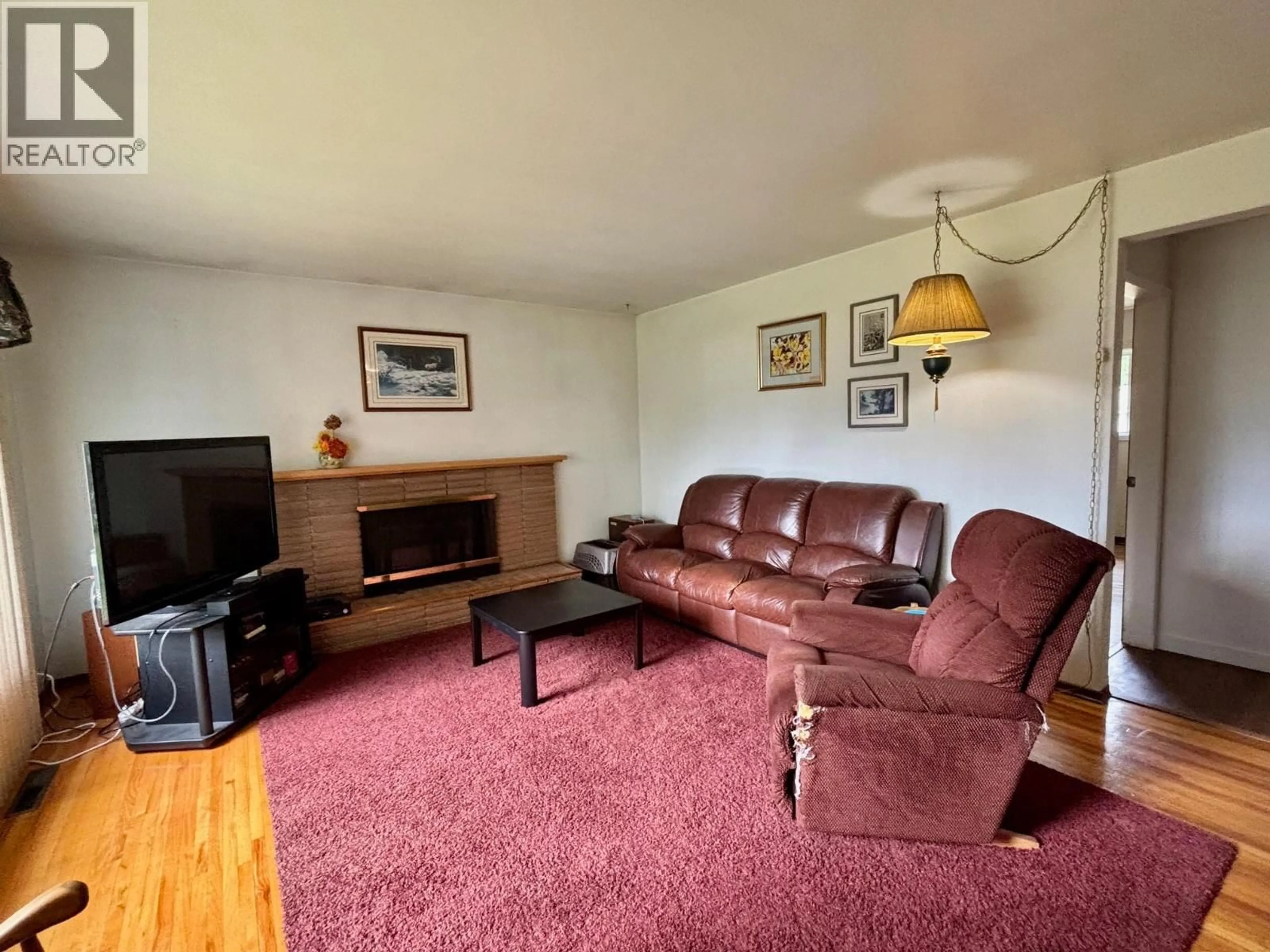 Living room with furniture, unknown for 4816 DAVIS AVENUE, Terrace British Columbia V8G1Y3