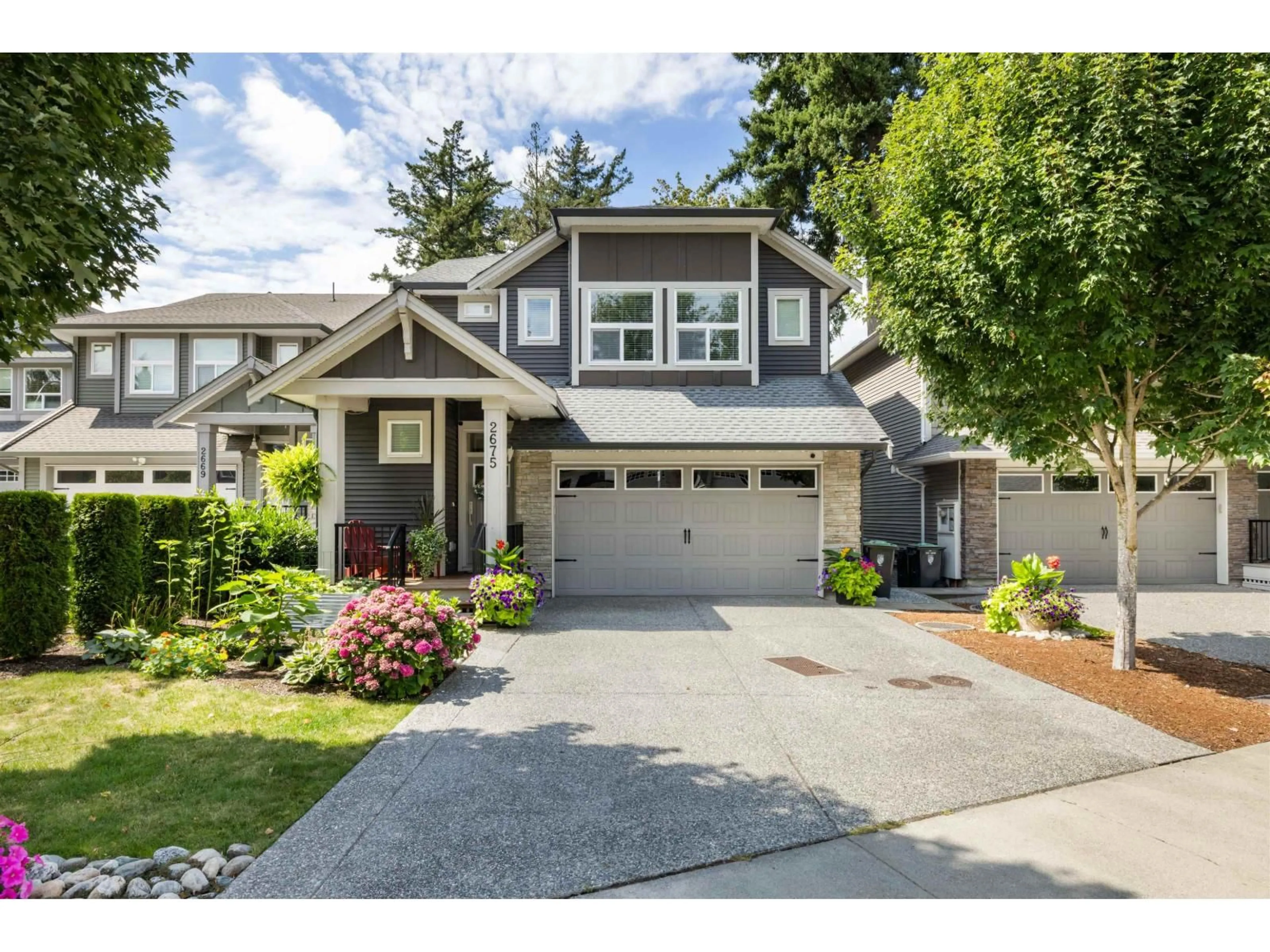 Home with vinyl exterior material, street for 2675 275A, Langley British Columbia V4W0C4